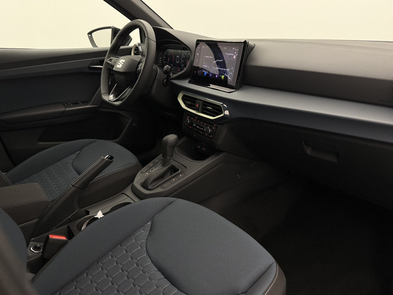 SEAT Arona Arona 1.5 TSI DSG Black Ed.+CAM+NAV+LED+ASSISTS+ — photo 29