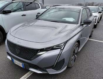 Plug-in Hybrid 225 e-EAT8 SW GT