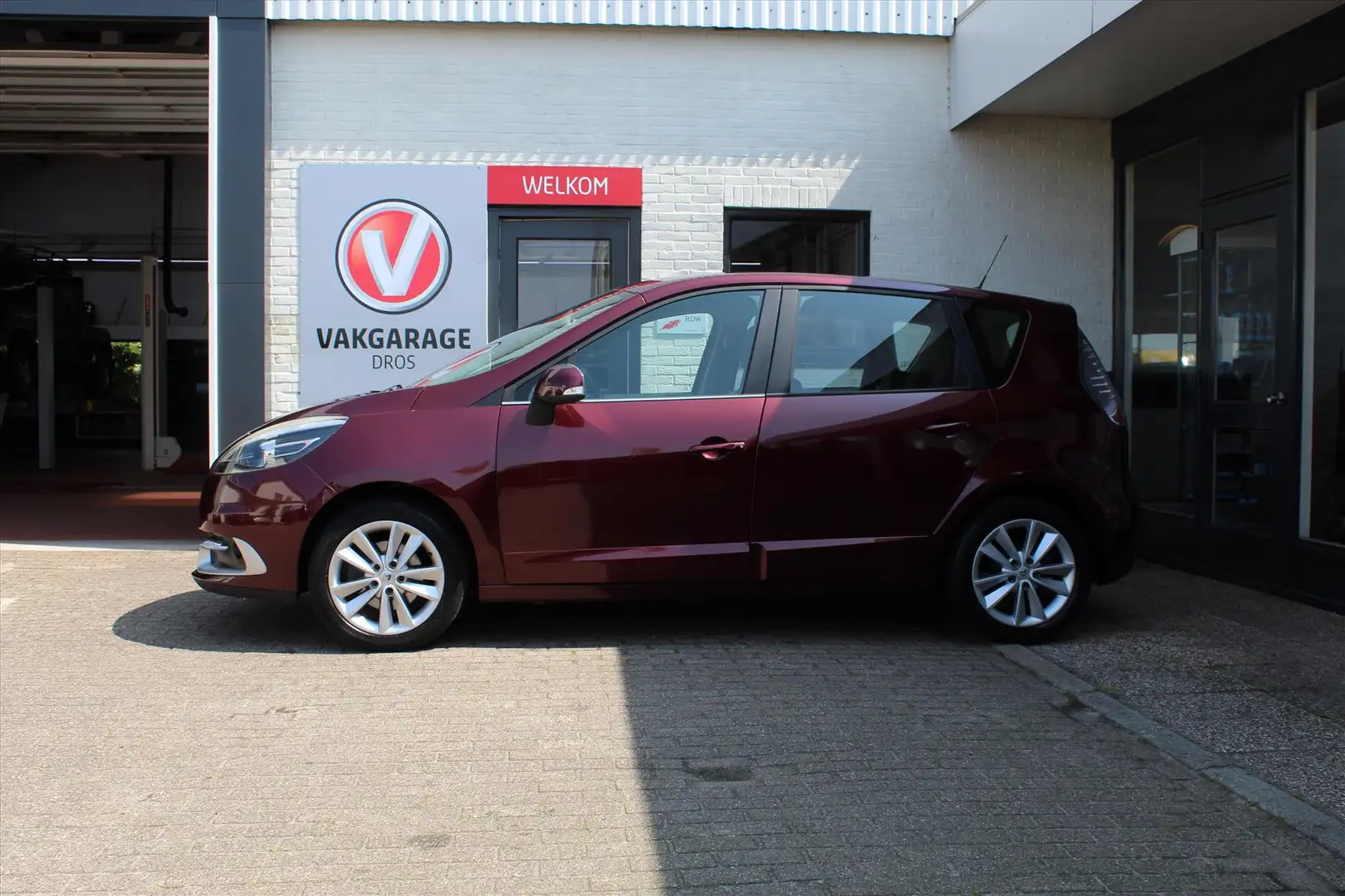 Renault Scenic Energy TCe 115 Stop & Start Serie Limitee Collecti Rood - 2