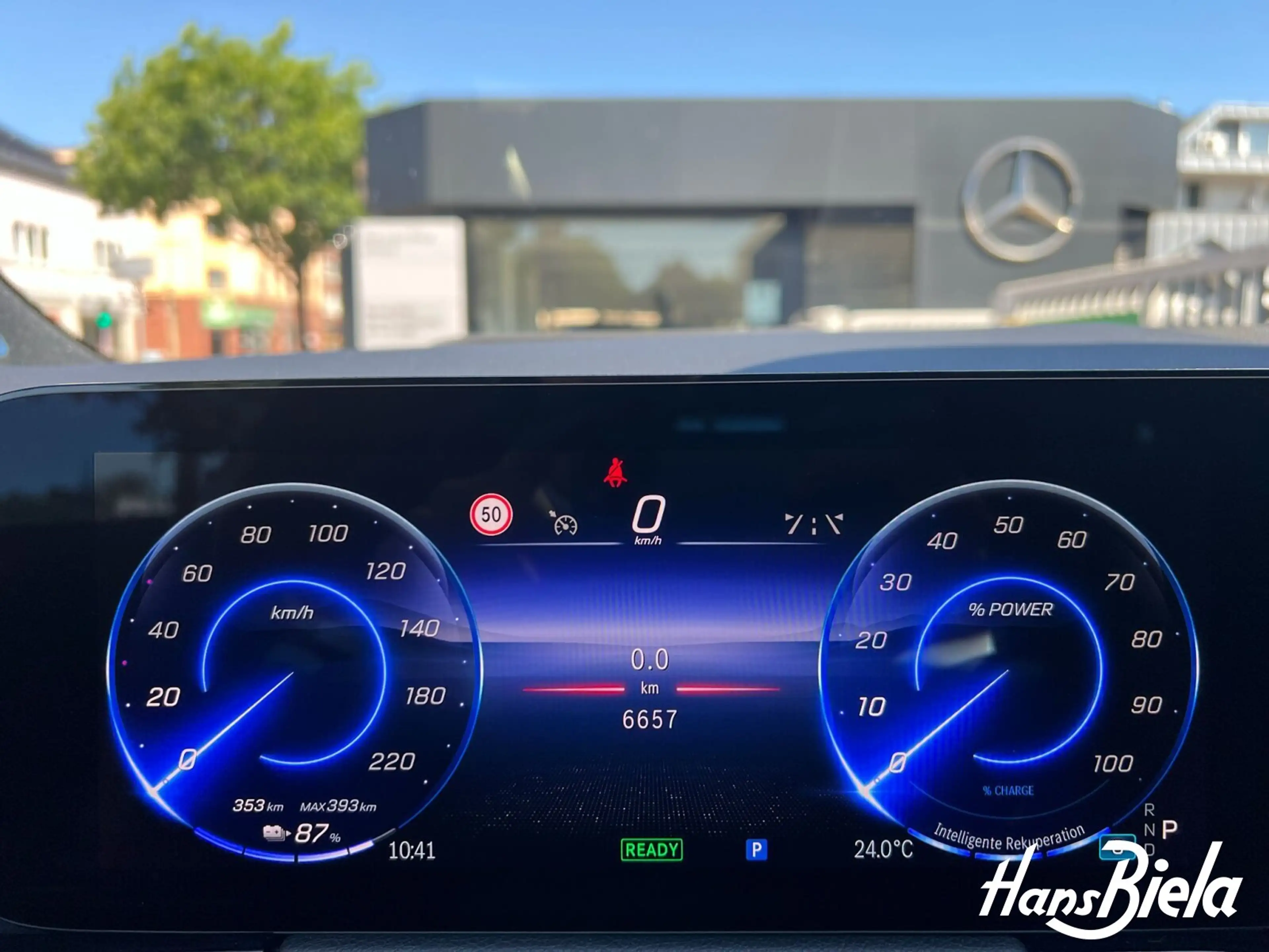 Mercedes-Benz EQA 300 EQA 300 4M AMG/20"/Adv.+/Pano/Bur/LED/360°/Mem HK — photo 8