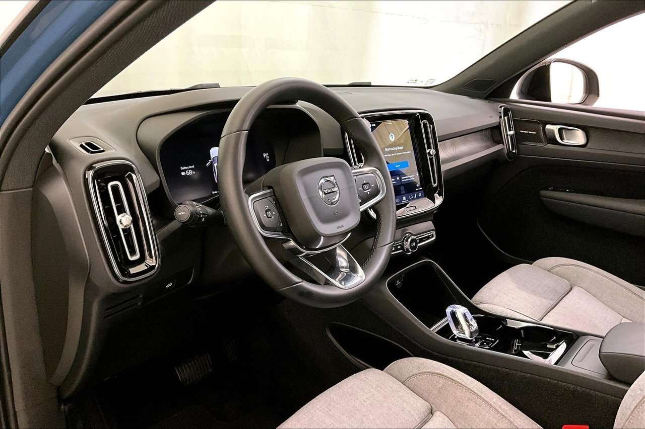 2023 Volvo XC40 TWIN ULTIMATE 100% ELECTRIC - HARMAN KARDON - 20'' thumb 13