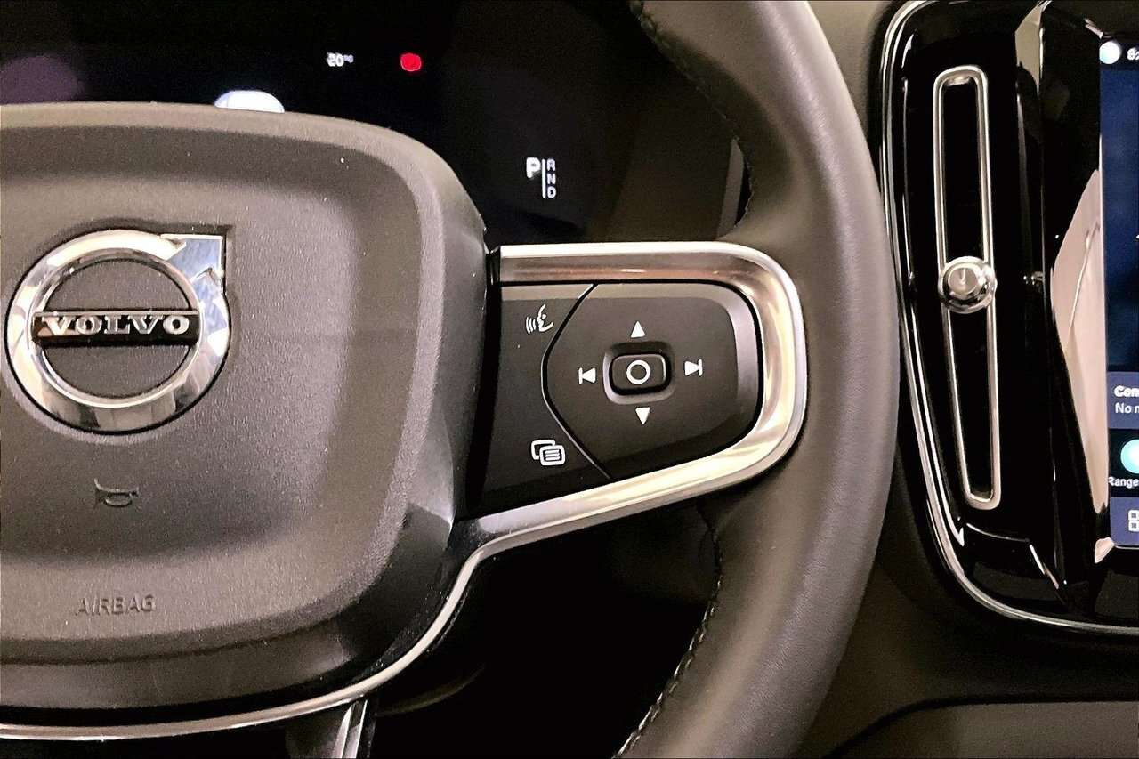 2023 Volvo XC40 TWIN ULTIMATE 100% ELECTRIC - HARMAN KARDON - 20'' thumb 21