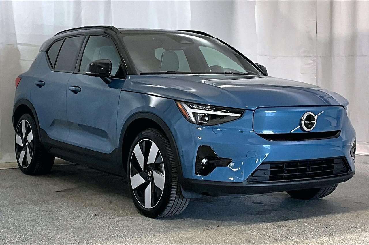 2023 Volvo XC40 TWIN ULTIMATE 100% ELECTRIC - HARMAN KARDON - 20'' thumb 11
