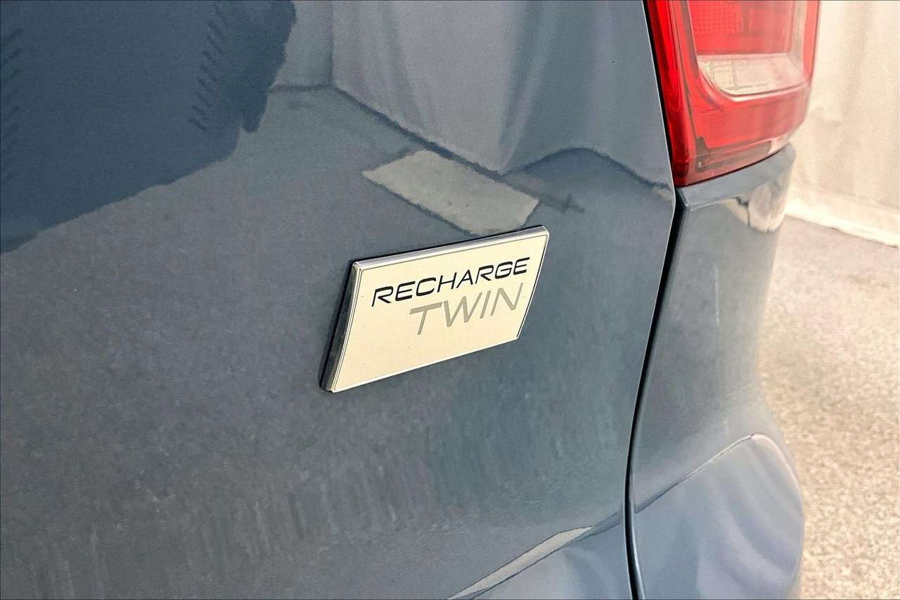 2023 Volvo XC40 TWIN ULTIMATE 100% ELECTRIC - HARMAN KARDON - 20'' thumb 33