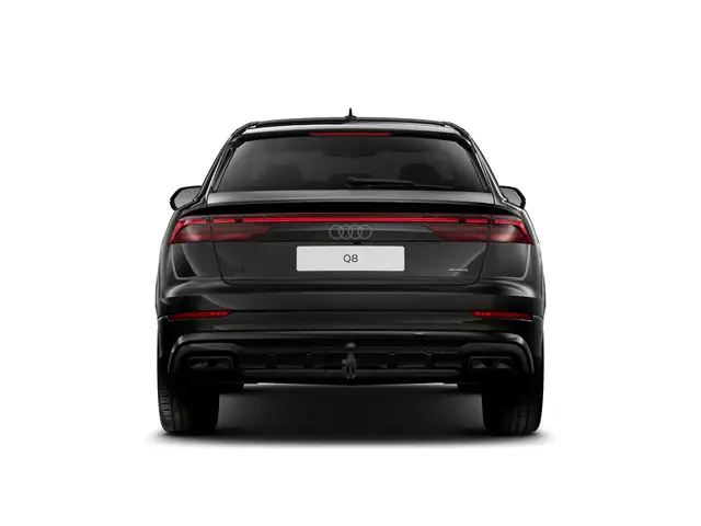 Audi Q8 view 6