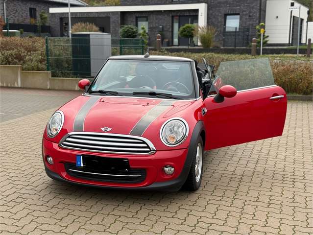 Imagine MINI Cooper D Cabrio Tüv neu