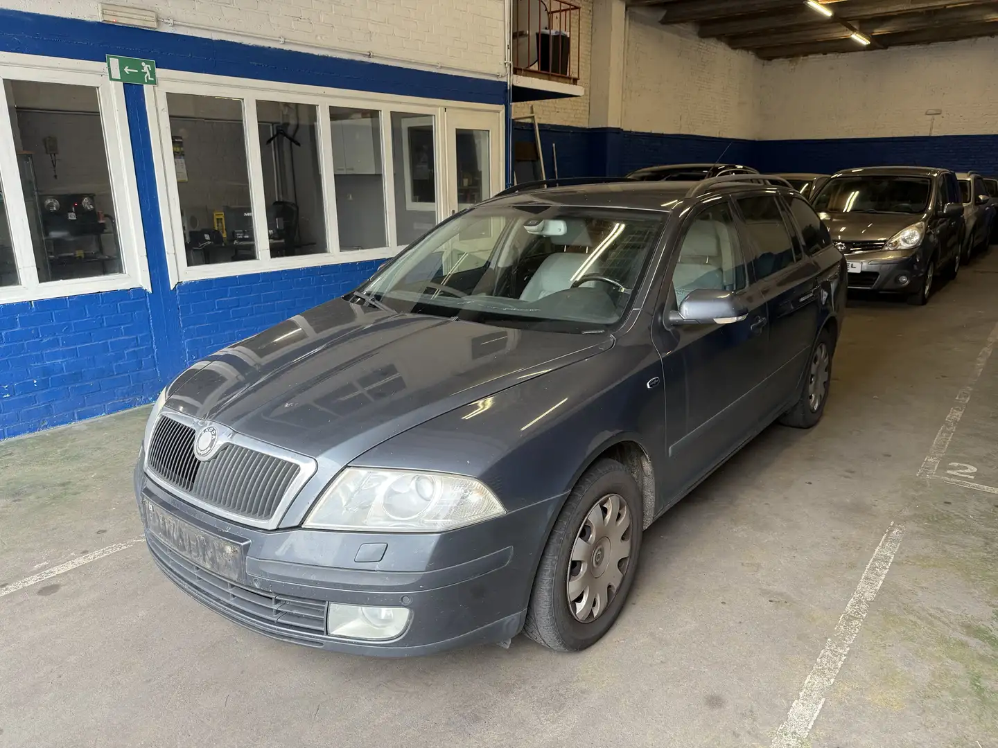 Skoda Octavia Combi 2.0 TDI DPF Laurin & Klement - 1