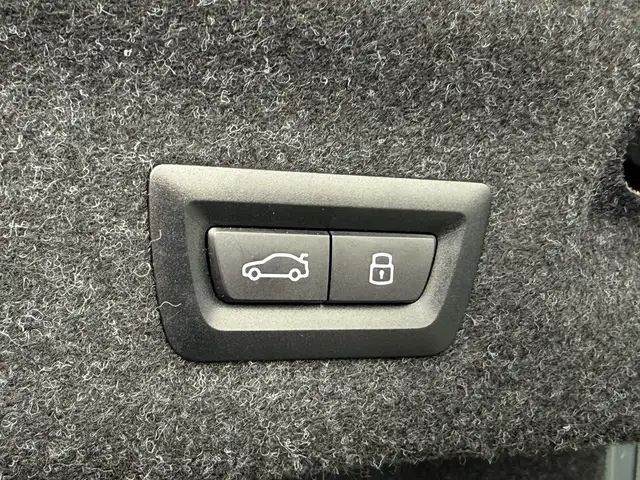 BMW M4 Competition M xDrive Ansicht 36