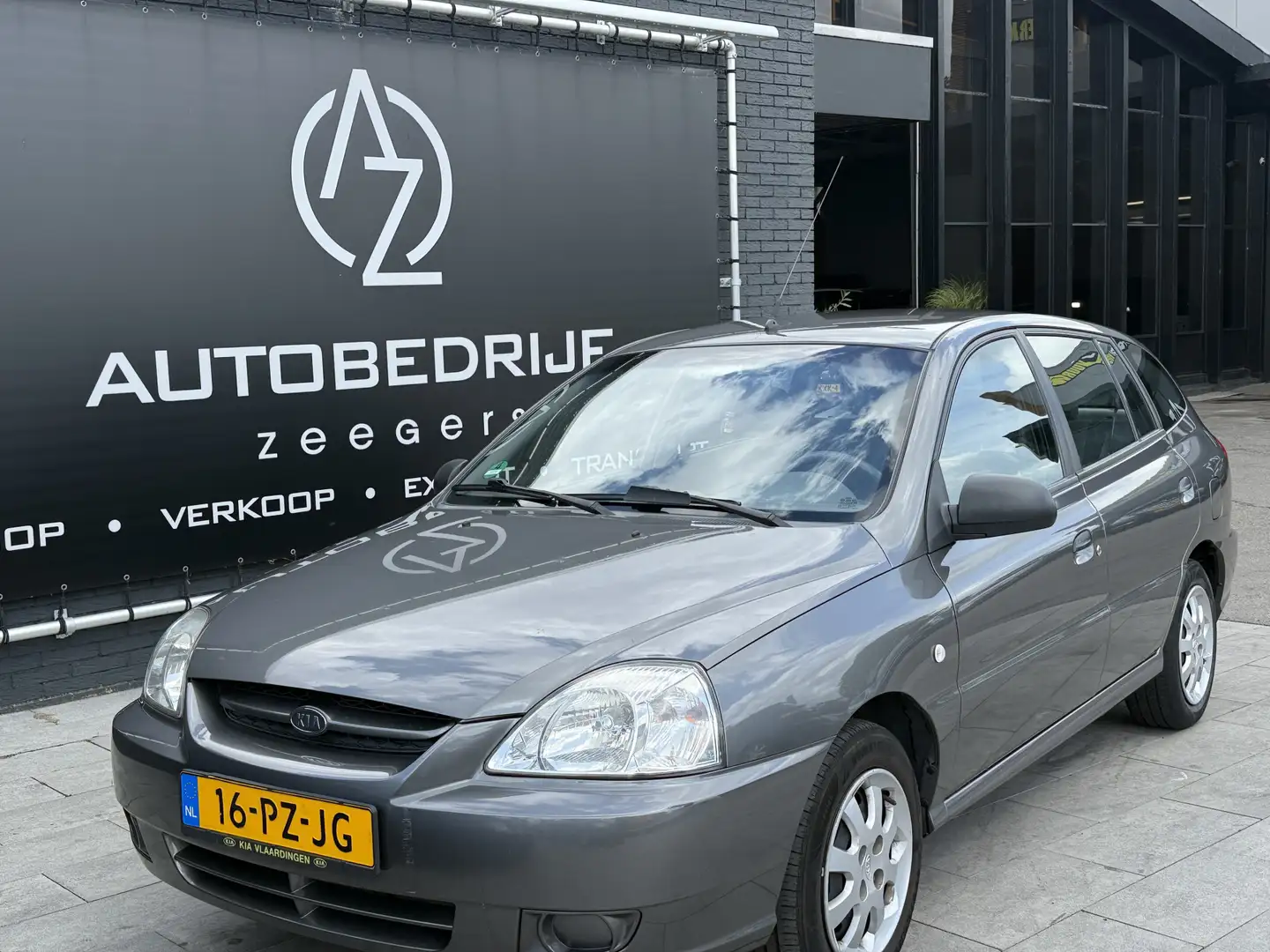 Kia Rio 1.3 RS Visto Gris - 2
