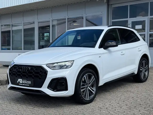 Audi Q5 main image