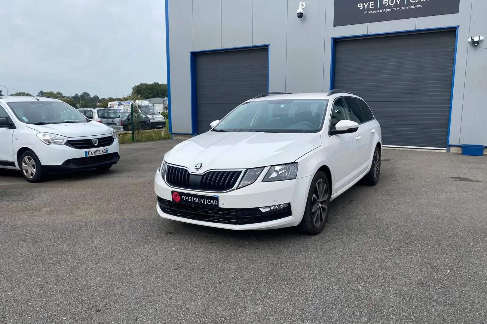 Skoda Octavia Octavia Combi 1.6 TDI 116CH BREAK Edition BVA DSG7 GTIE 12M ENTRETENU Wit - 1