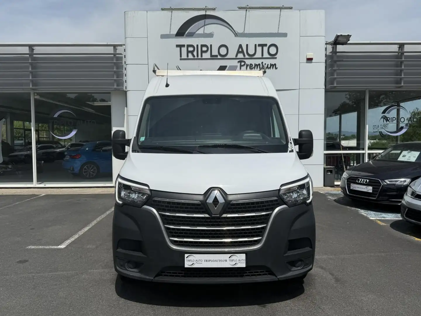 Renault Master Master Confort F3500 L2H2 2.3 dCi - 135 FOURGON  L Blanc - 2