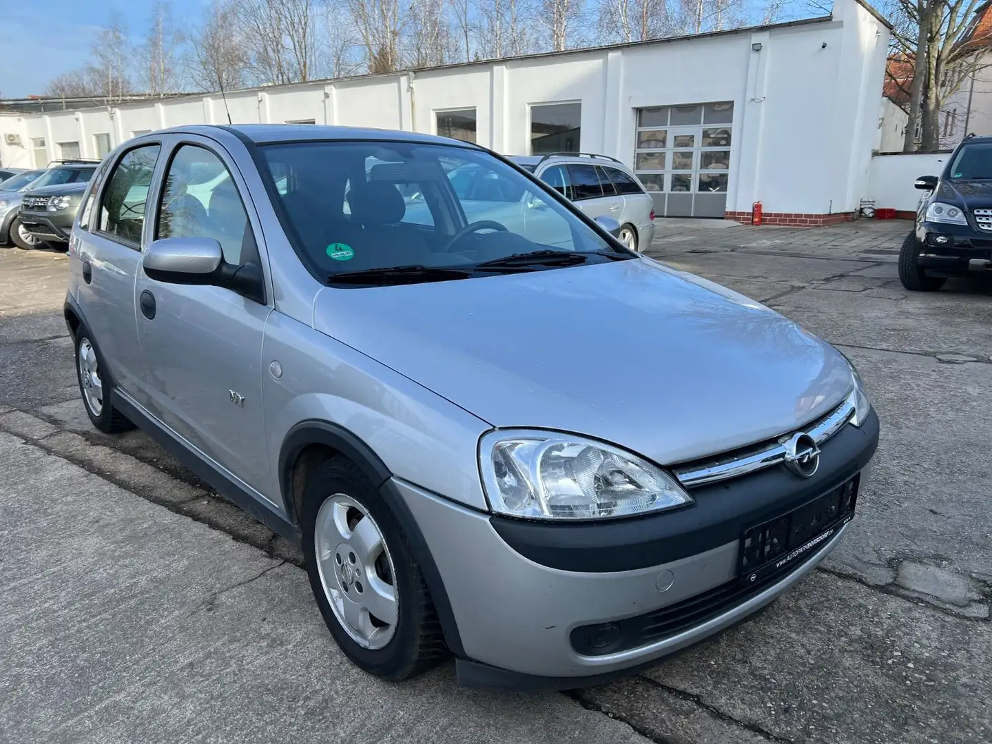 Opel Corsa 1.4, Klima, TÜV Neu, Öl Wechsel NEU Argento - 1