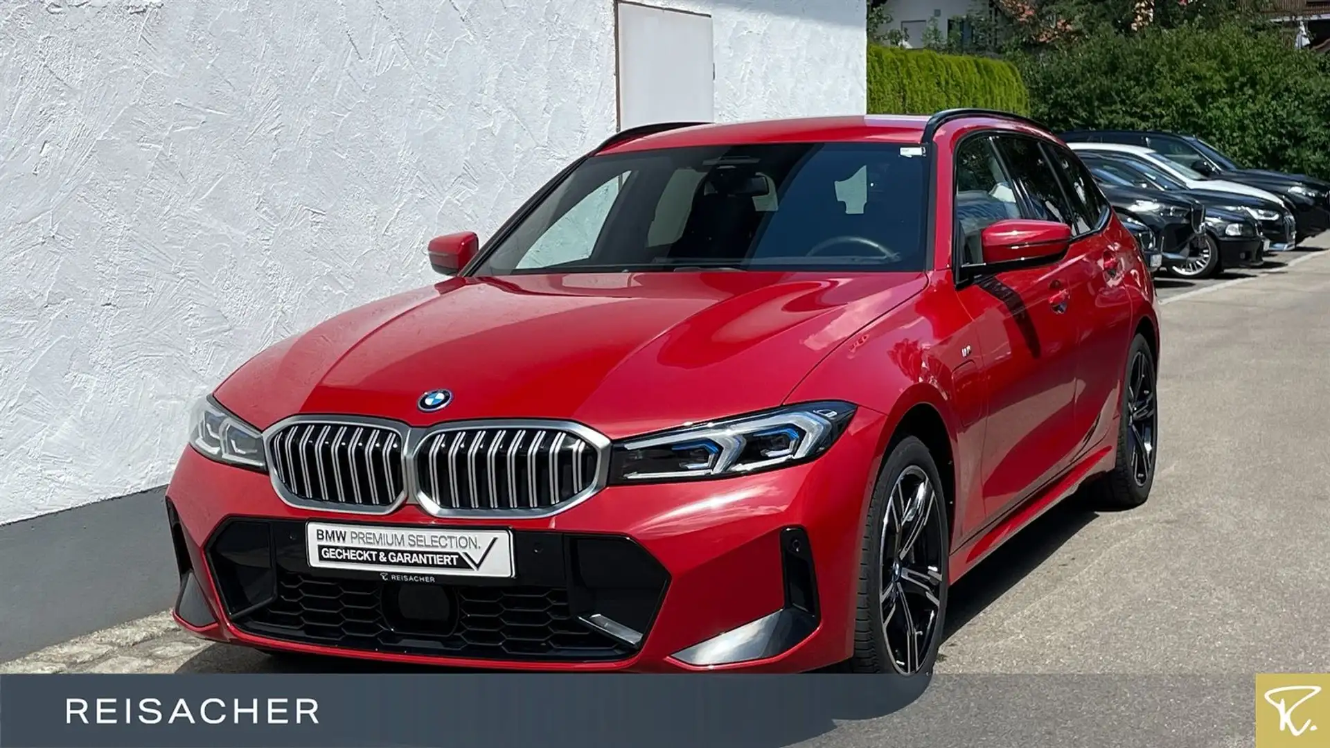 BMW 330 e A xDrive Tou M-Sport,AHK,DAProf,Autom Rouge - 1
