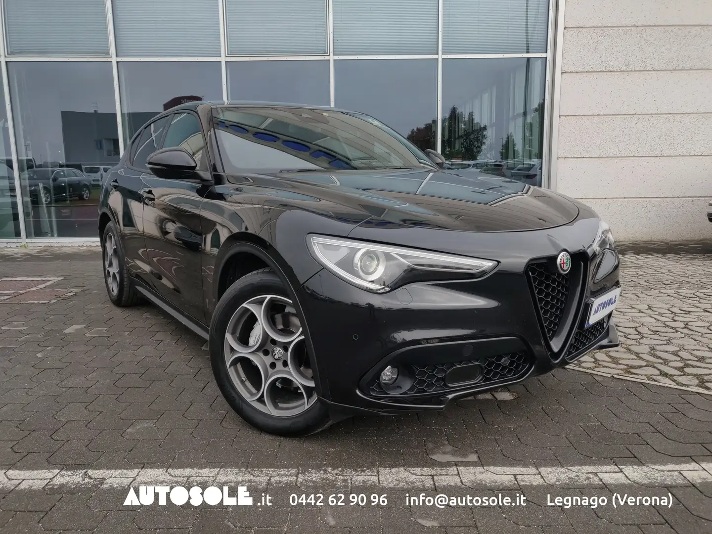 Alfa Romeo Stelvio Stelvio 2.2 Sprint Q4 Automatico Nero - 1