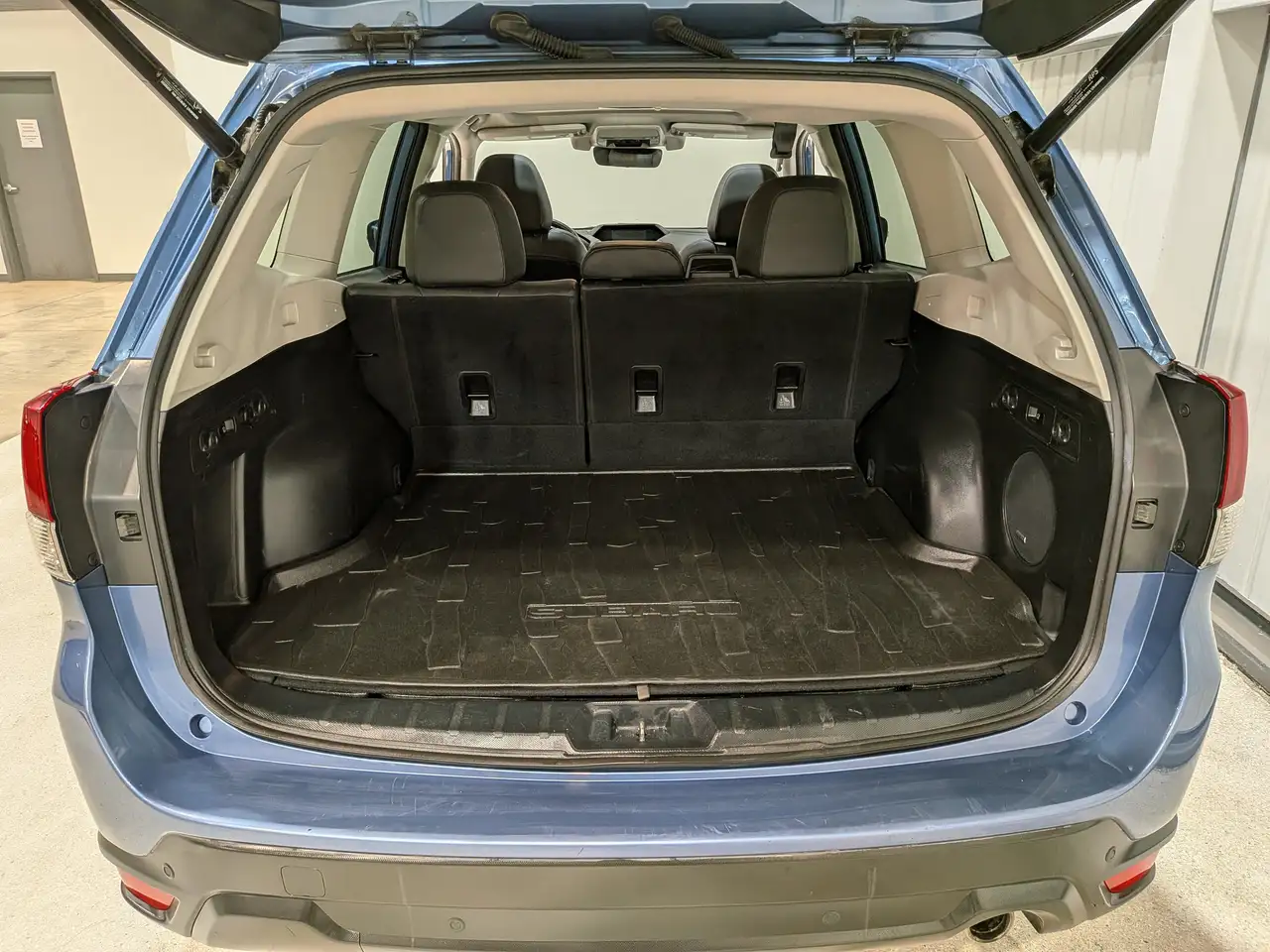 Subaru Forester снимка Subaru Forester