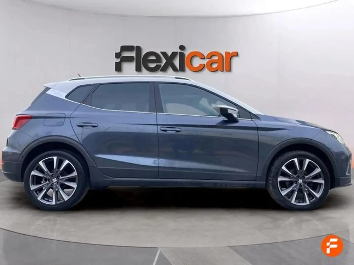 SEAT Arona 1.5 EcoTSI S&S Special Edition DSG7 150 Azul - 2