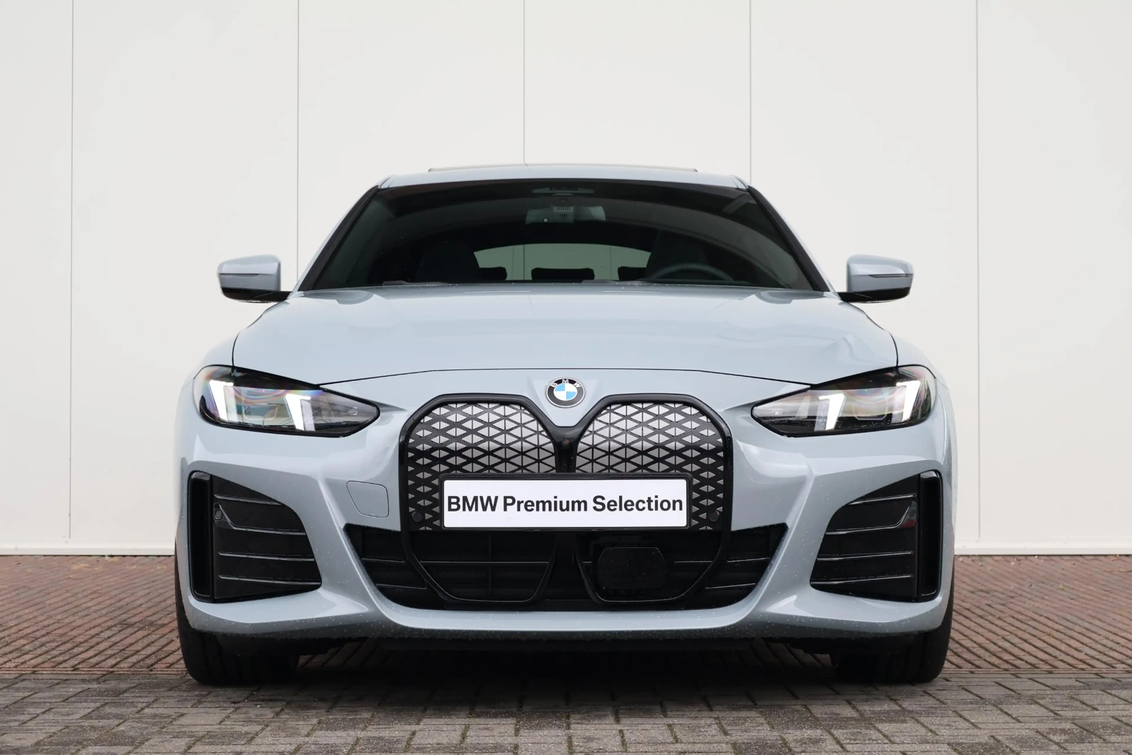 BMW i4 eDrive40 M Sport Edition 84 kWh | Sport Pakket Pro — photo 2