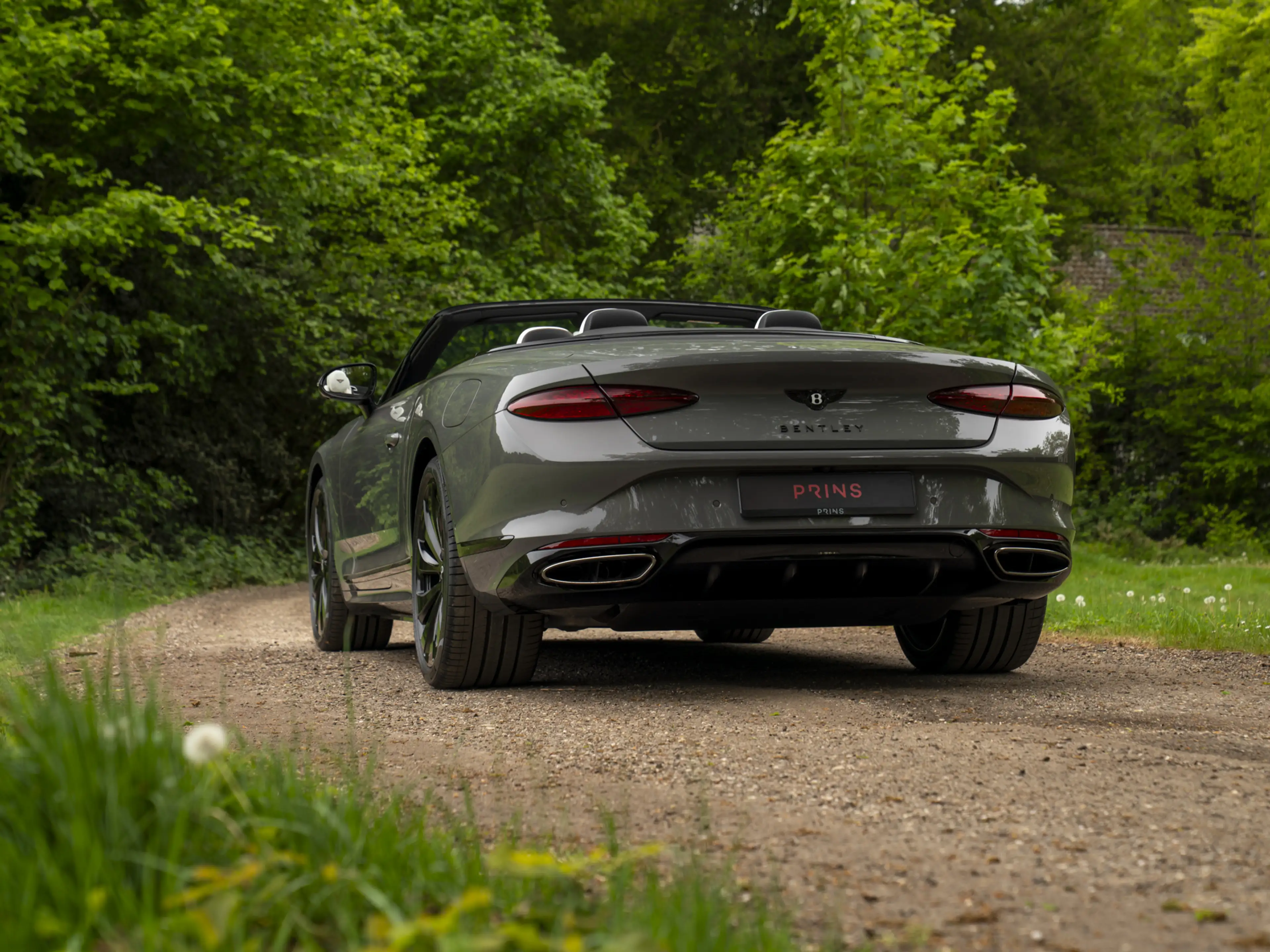 Bentley Continental GTC 4.0 V8 Hybrid | Naim | Mulliner | Touring Spec. | — photo 35