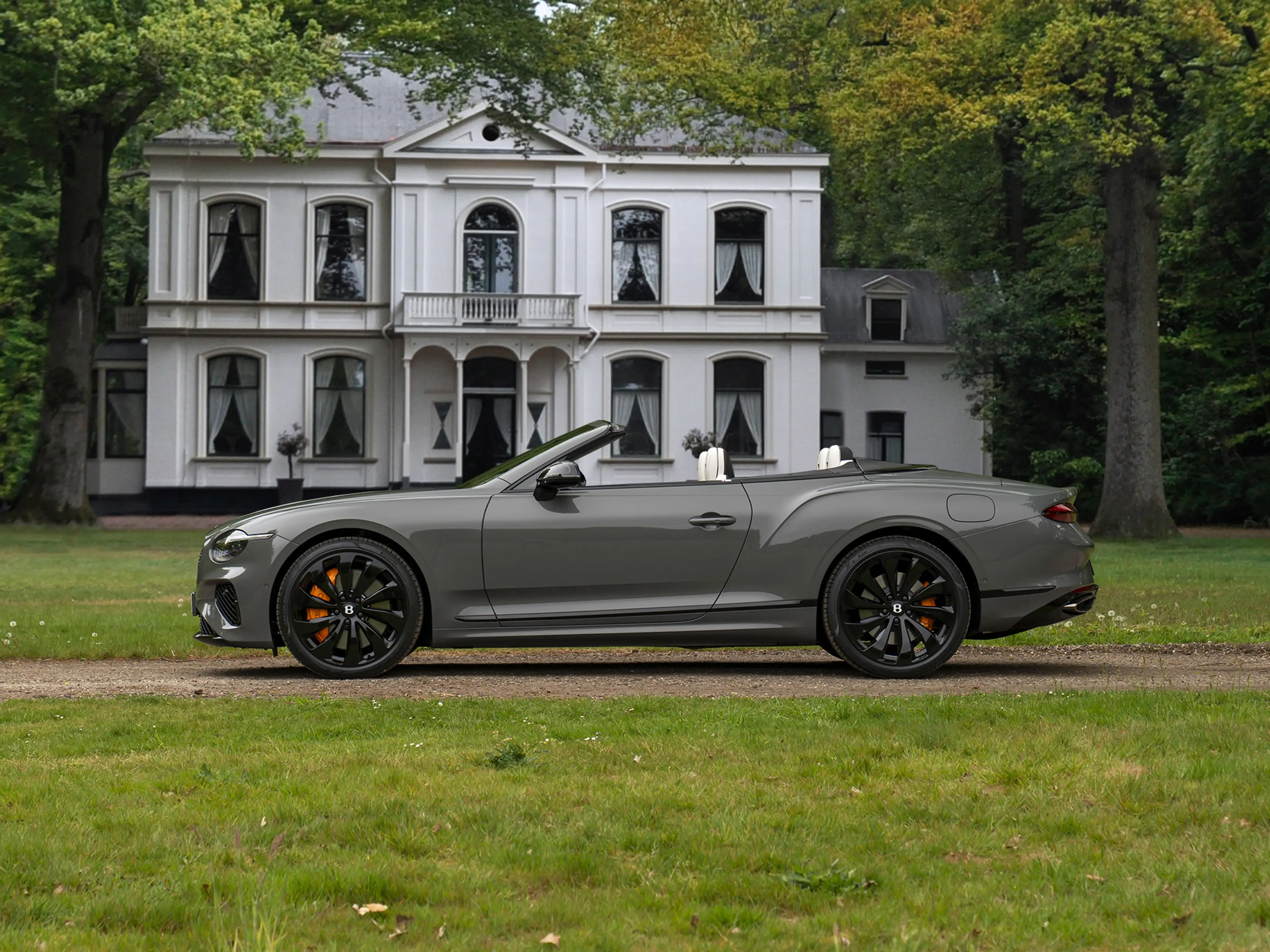 Bentley Continental GTC 4.0 V8 Hybrid | Naim | Mulliner | Touring Spec. |