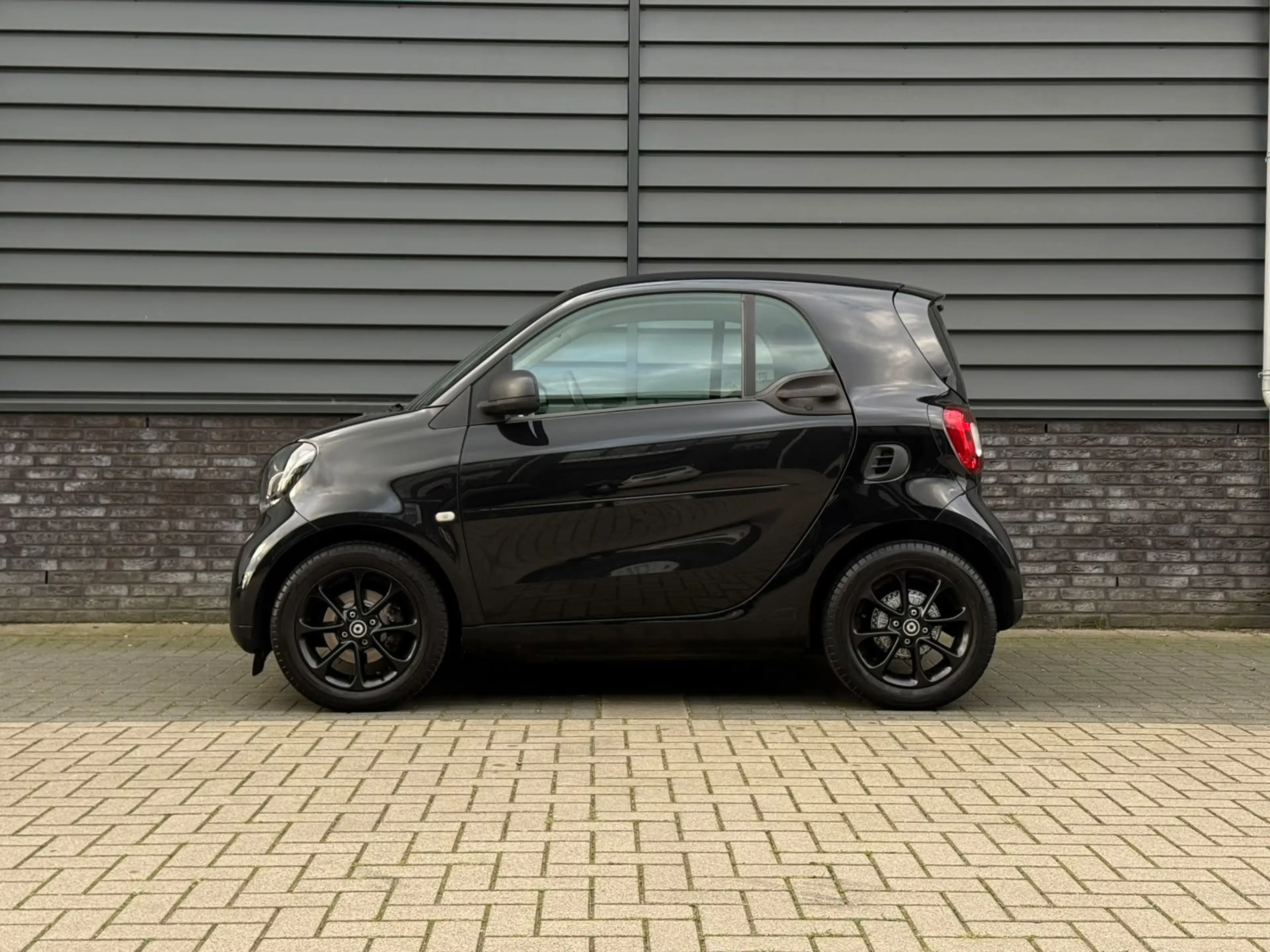smart forTwo 1.0 Base Cruise Airco Bluetooth — photo 3