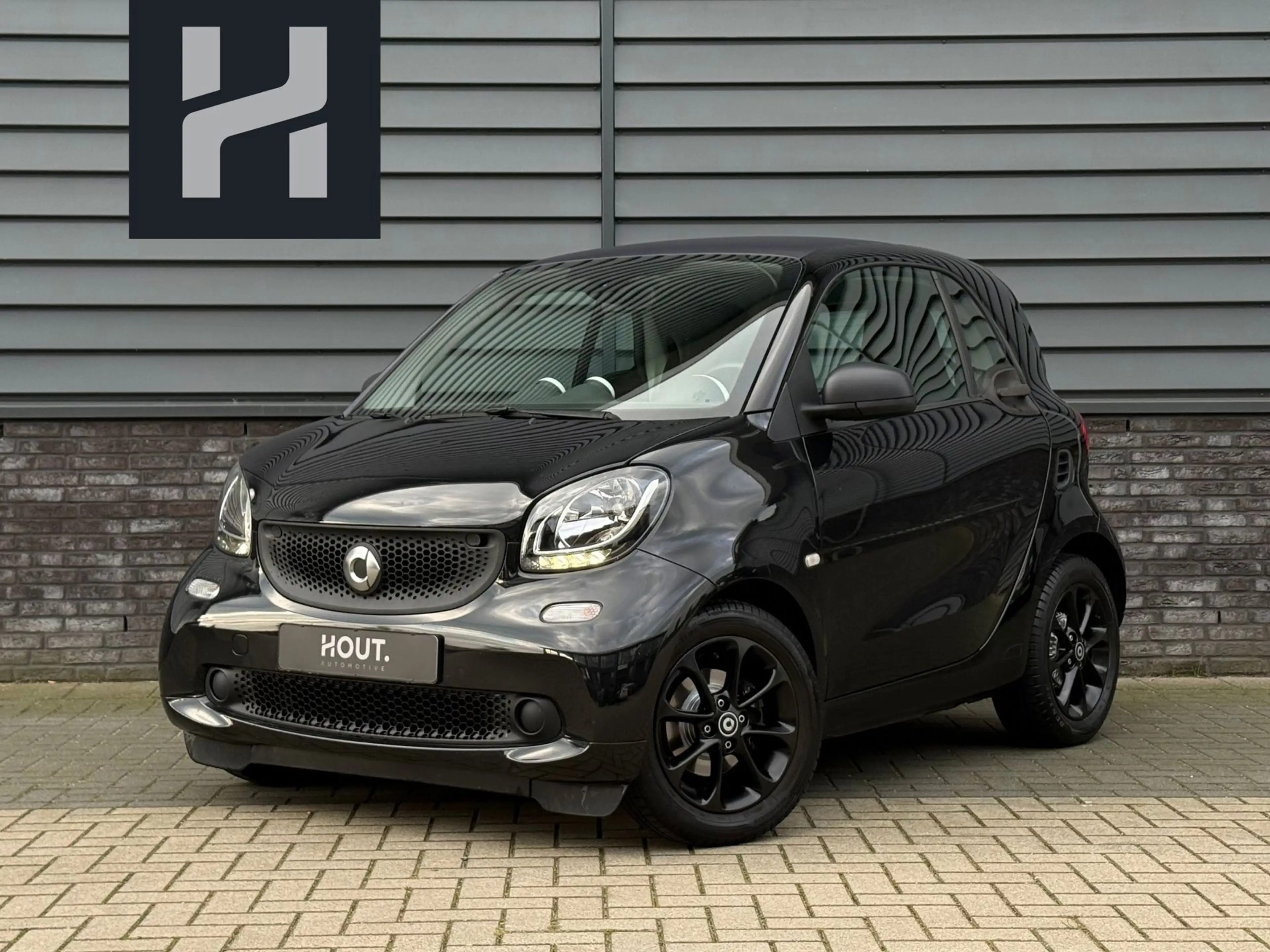 smart forTwo 1.0 Base Cruise Airco Bluetooth