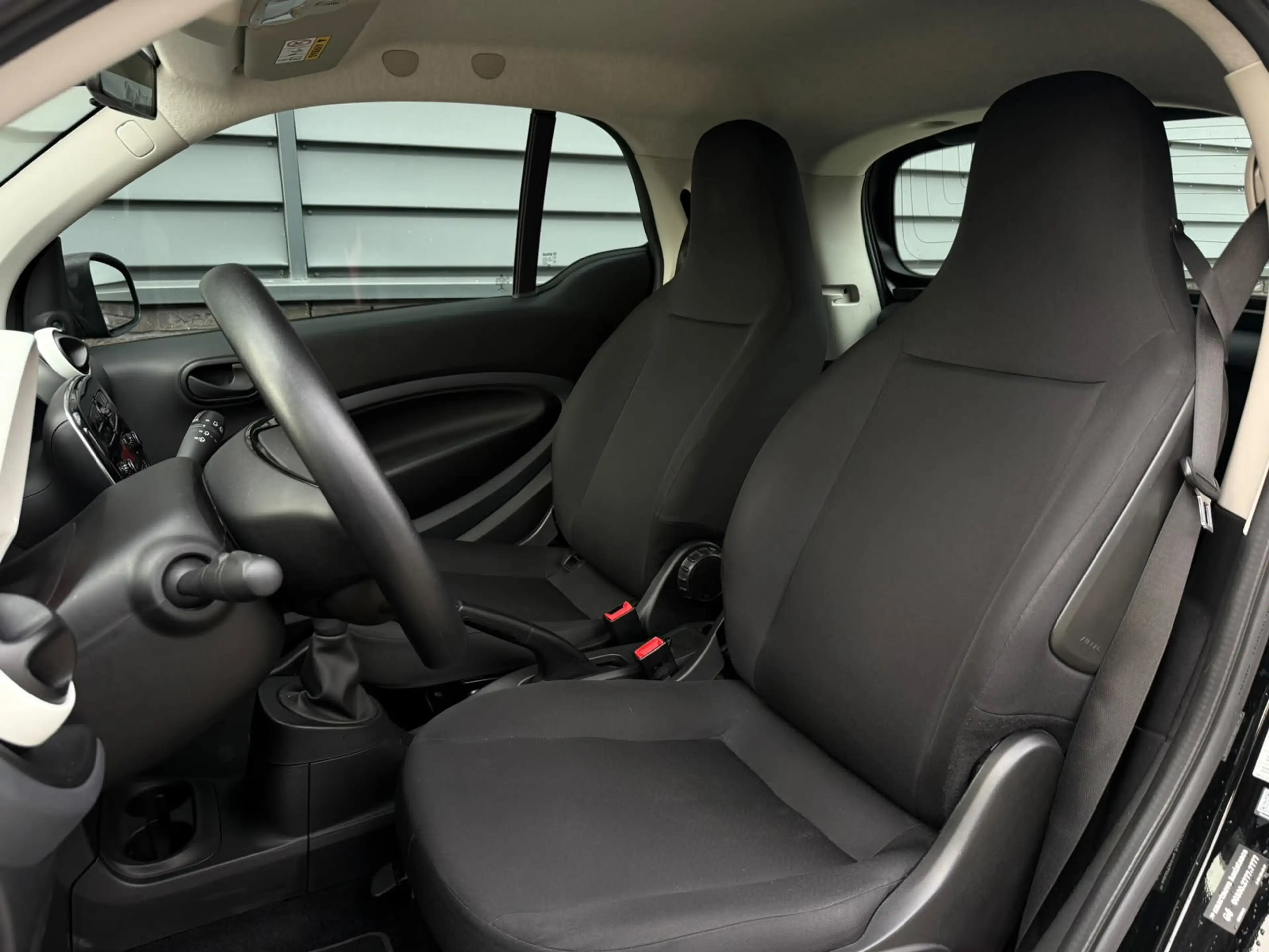 smart forTwo 1.0 Base Cruise Airco Bluetooth — photo 9