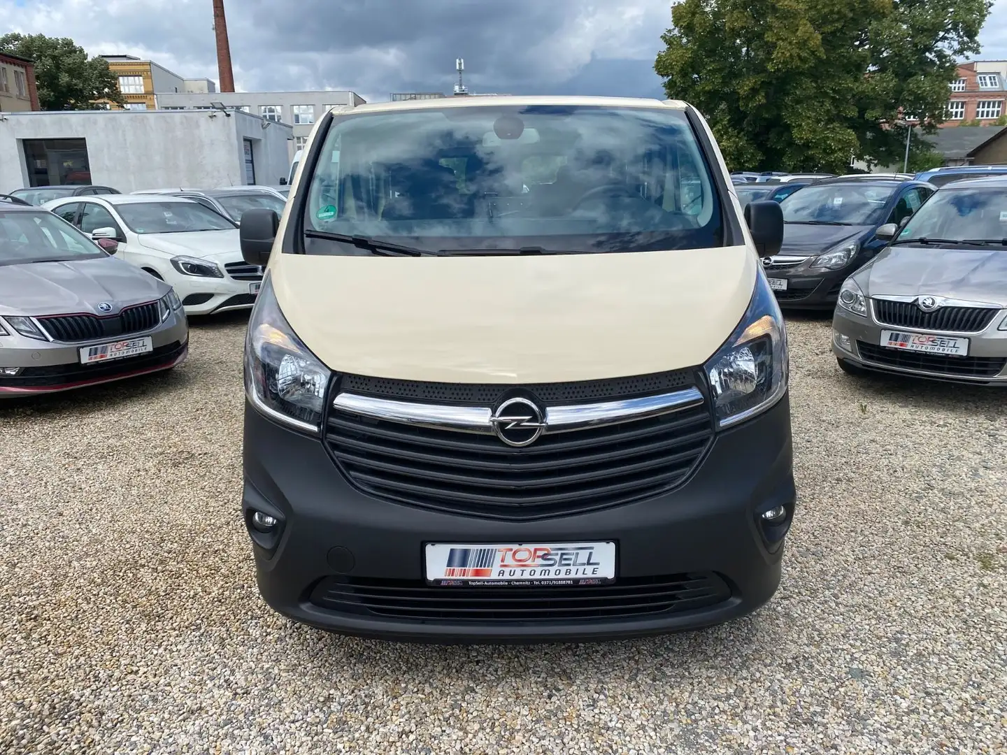 Opel Vivaro 1.6 CDTI Bi Turbo L2H1 Klima 9-Sitzer PDC Gelb - 2