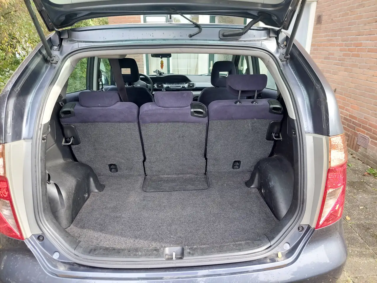Honda FR-V