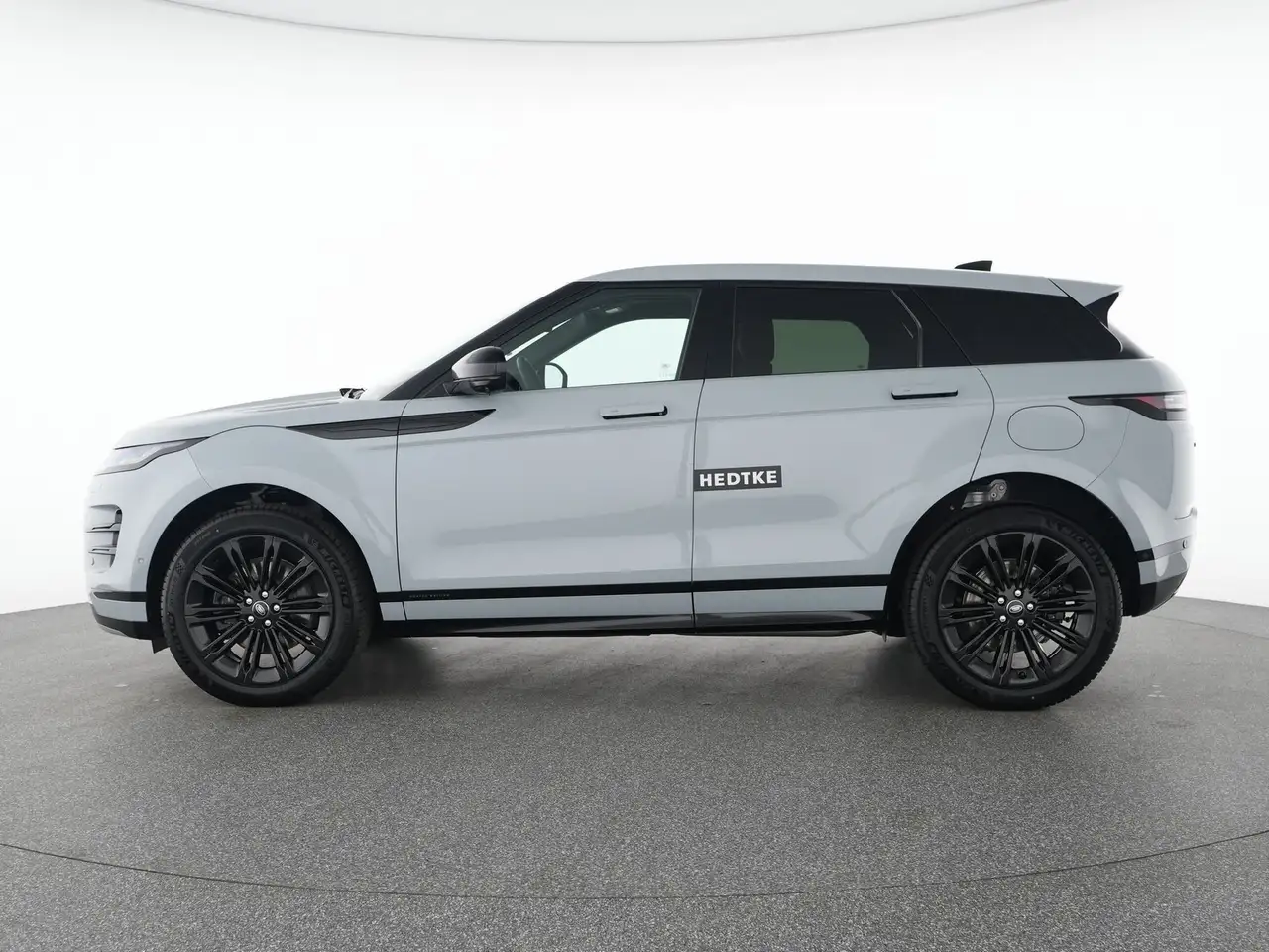 Land Rover Range Rover Evoque 2026 — фото 11