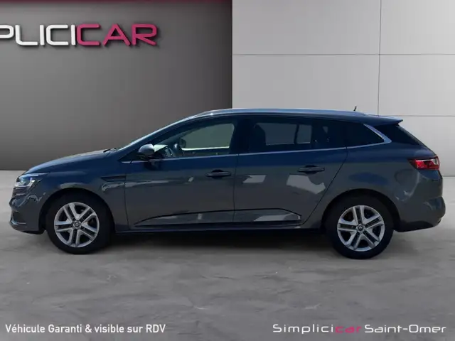 Renault Megane view 6