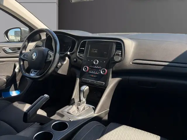 Renault Megane view 9
