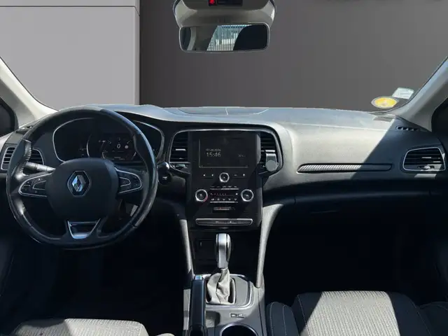 Renault Megane view 2