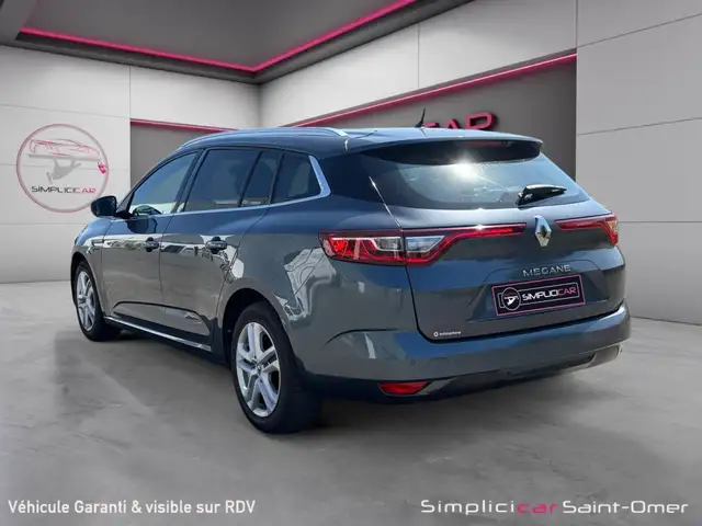 Renault Megane view 3