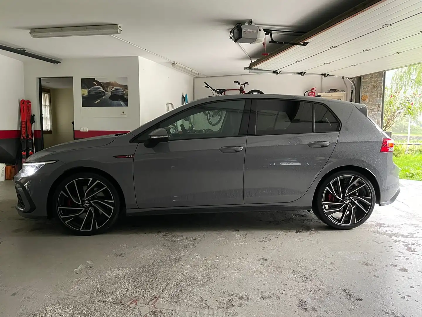 Volkswagen Golf GTI 2.0 TSI DSG 180kW Gris - 2