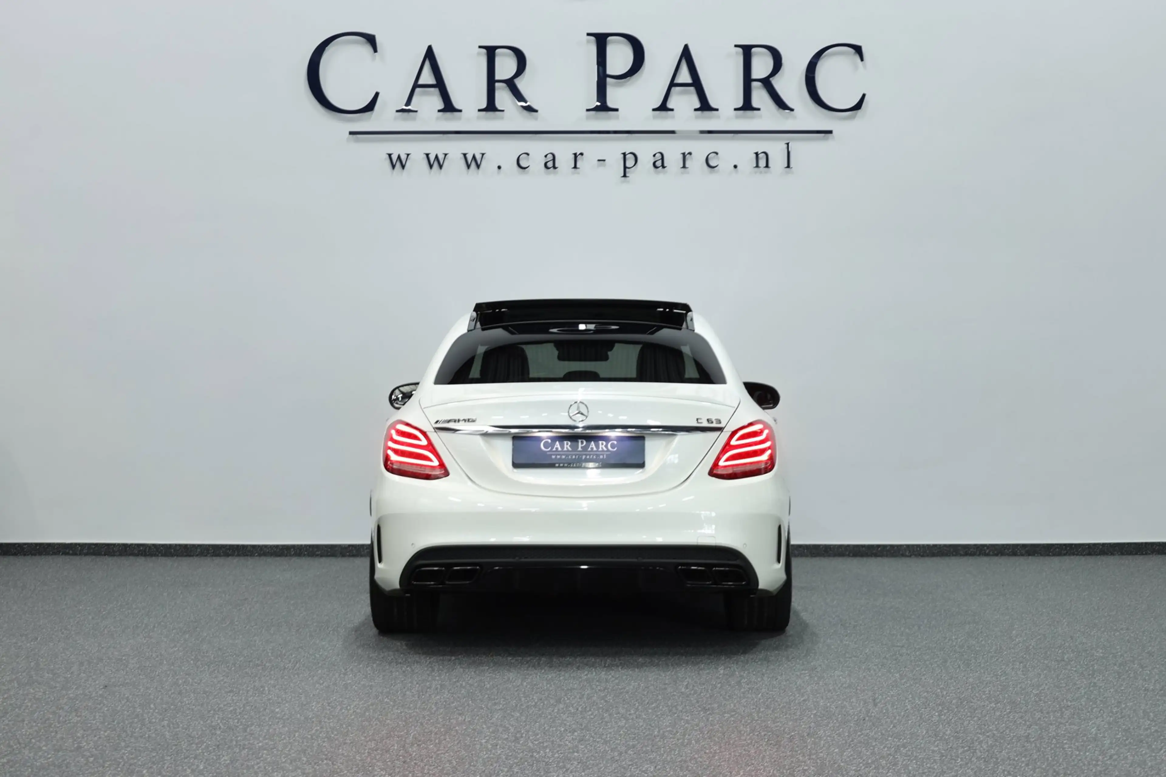 Mercedes-Benz C 63 AMG LED/SFEER/PANO/LEDER+S.VERWARMING+MEMORY/19" LMV/C — photo 6