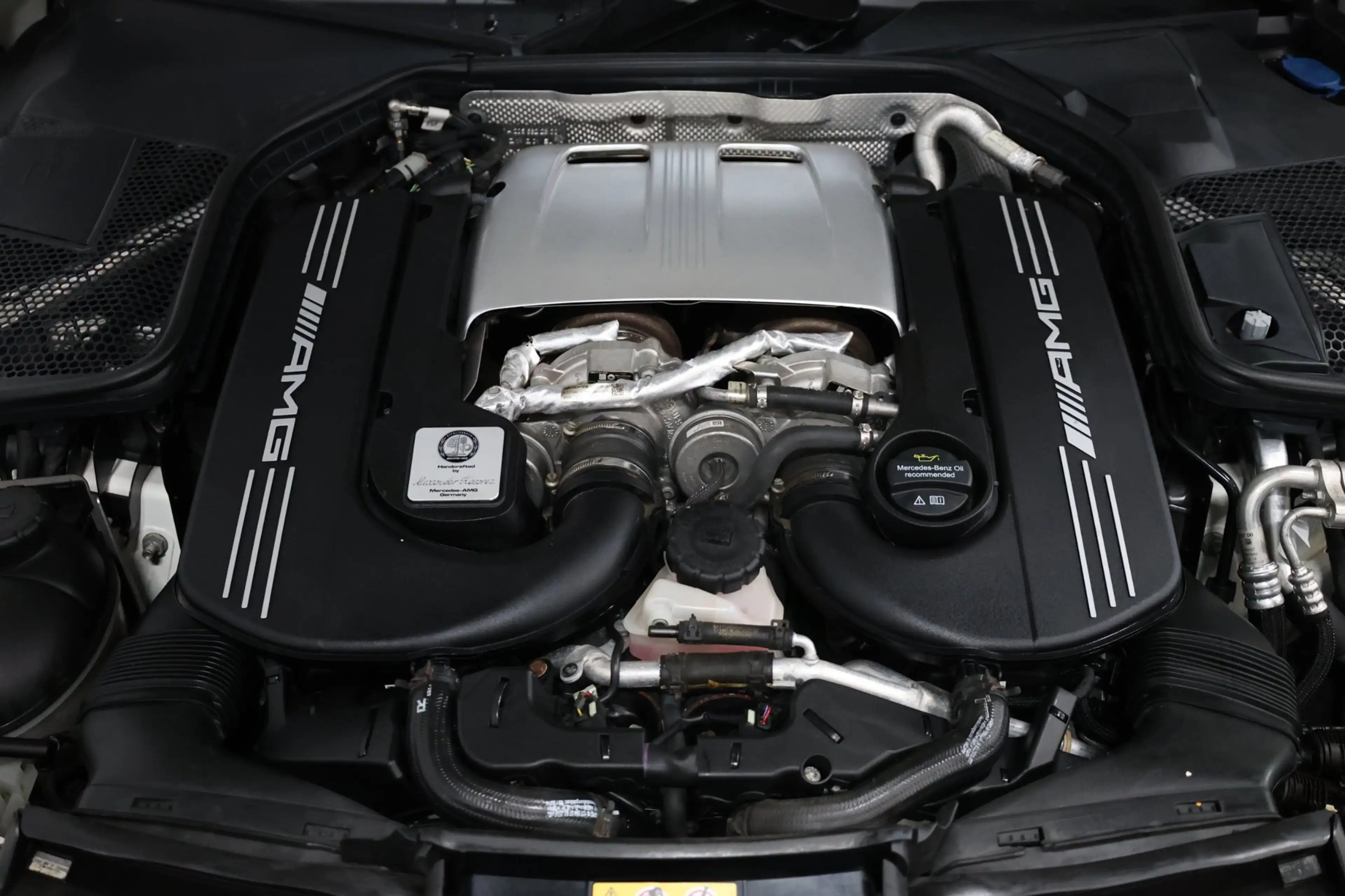 Mercedes-Benz C 63 AMG LED/SFEER/PANO/LEDER+S.VERWARMING+MEMORY/19" LMV/C — photo 27