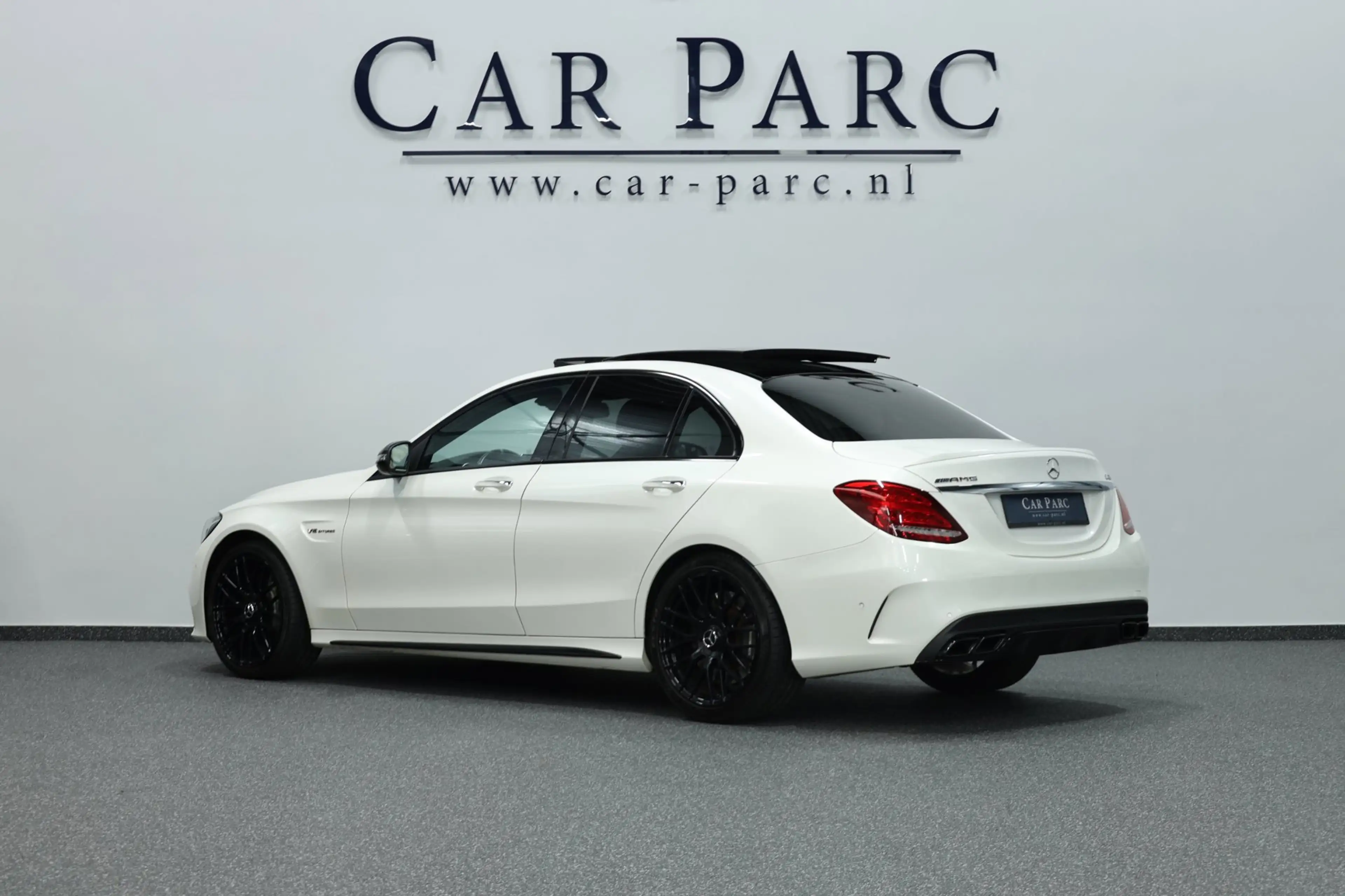 Mercedes-Benz C 63 AMG LED/SFEER/PANO/LEDER+S.VERWARMING+MEMORY/19" LMV/C — photo 8
