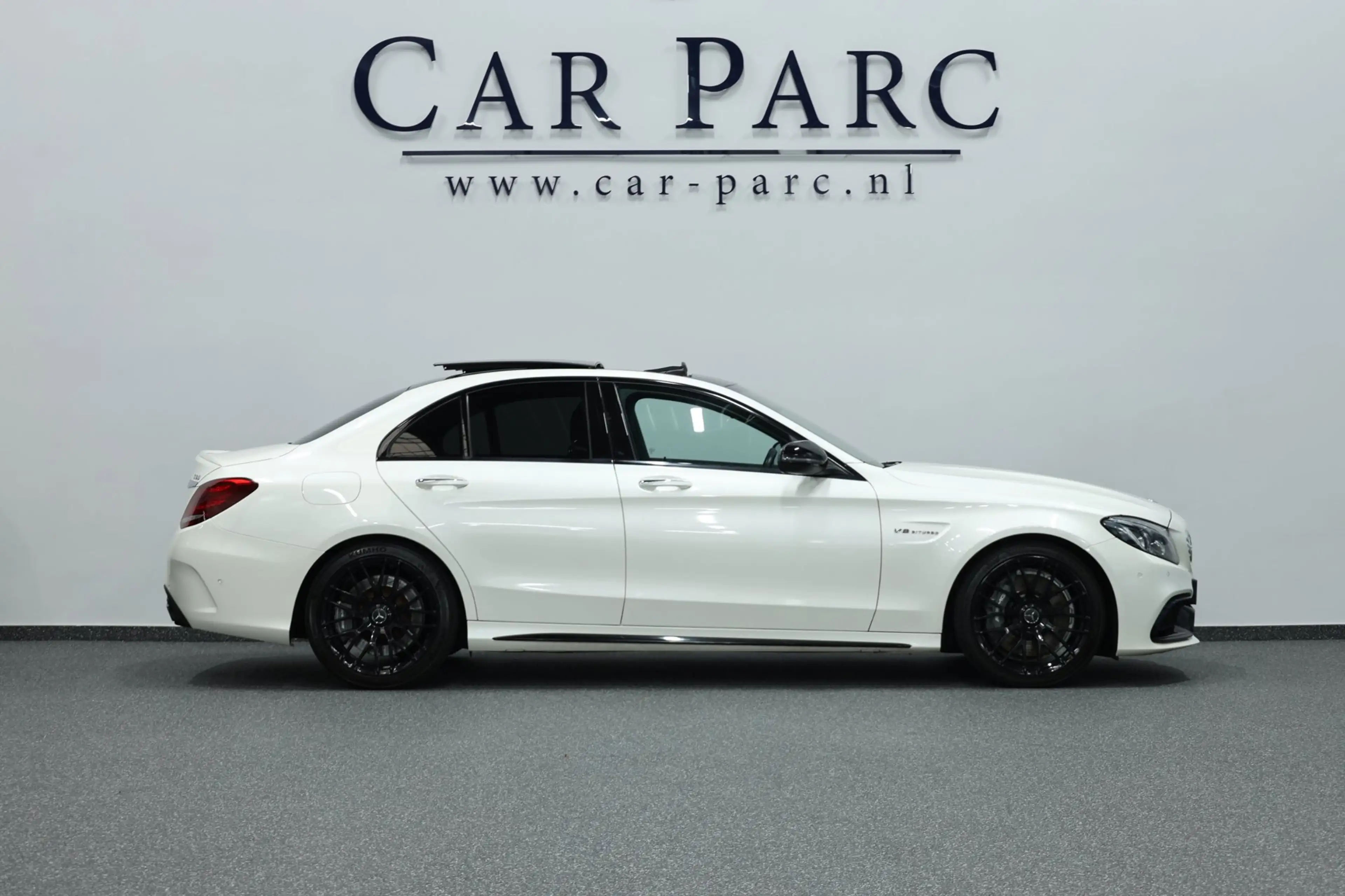 Mercedes-Benz C 63 AMG LED/SFEER/PANO/LEDER+S.VERWARMING+MEMORY/19" LMV/C — photo 4