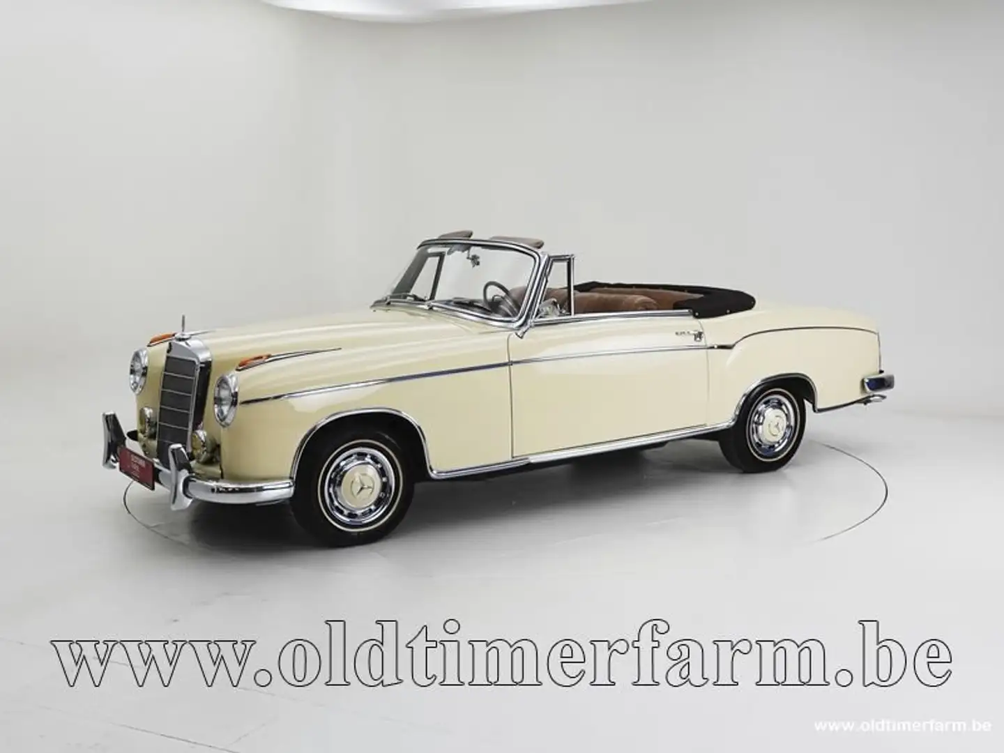 Mercedes-Benz 220 SE Ponton Cabriolet '61 CH3848 Бежевий - 1