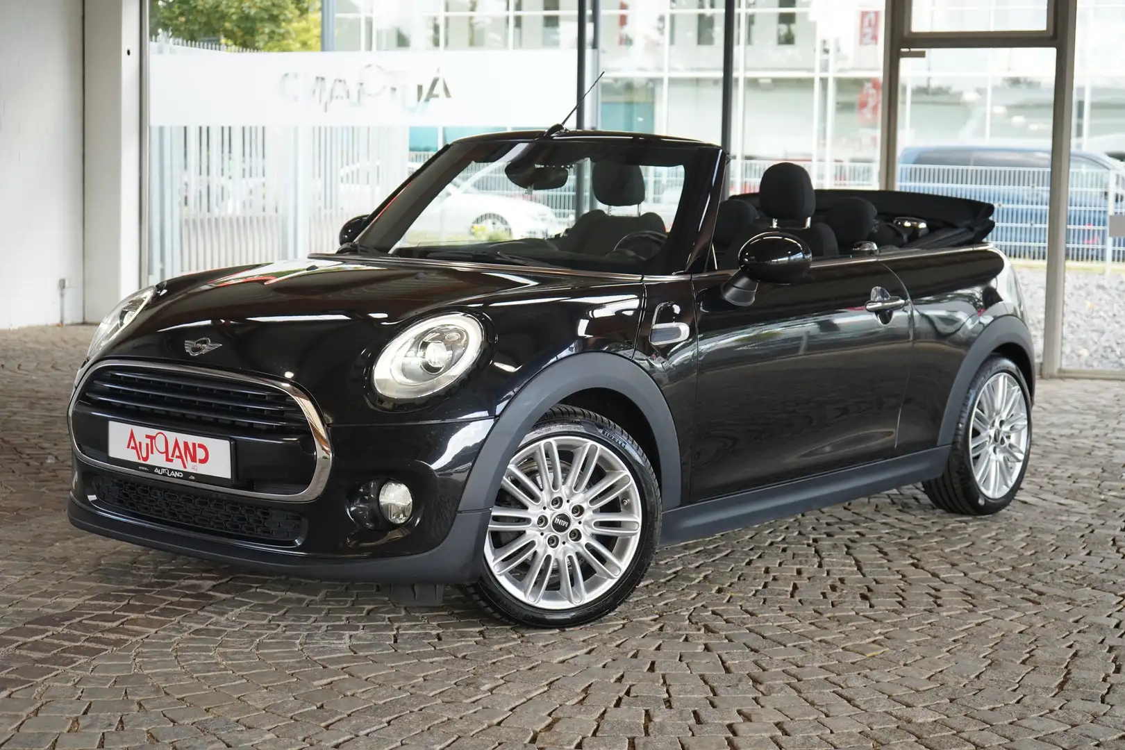 MINI One Cabrio 1.5 Tempomat Sitzheizung Bluetooth PDC Schwarz - 2
