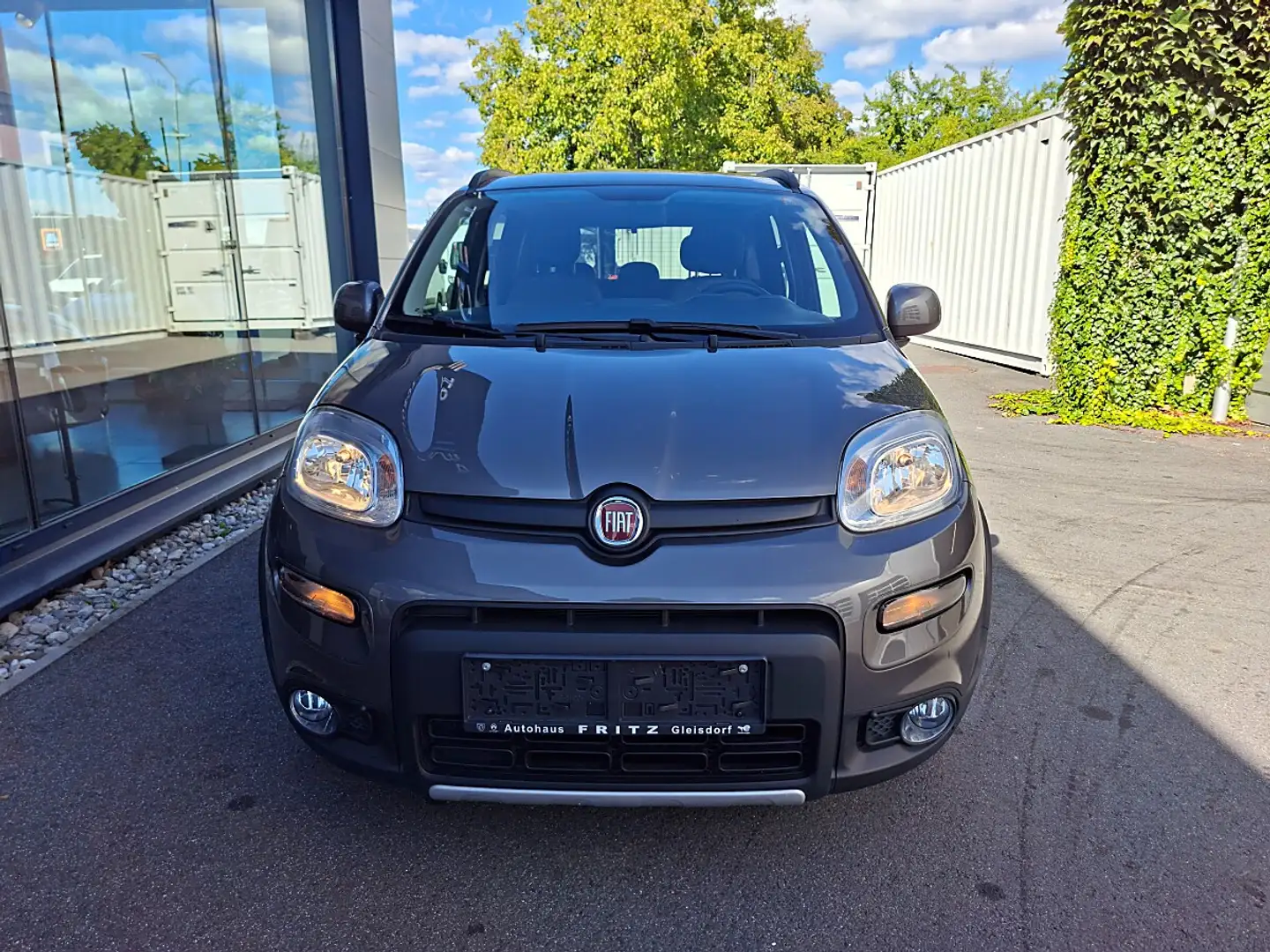 Fiat Panda 4x2 FireFly Hybrid 70 Plus "inkl. Winterräder" Grau - 2