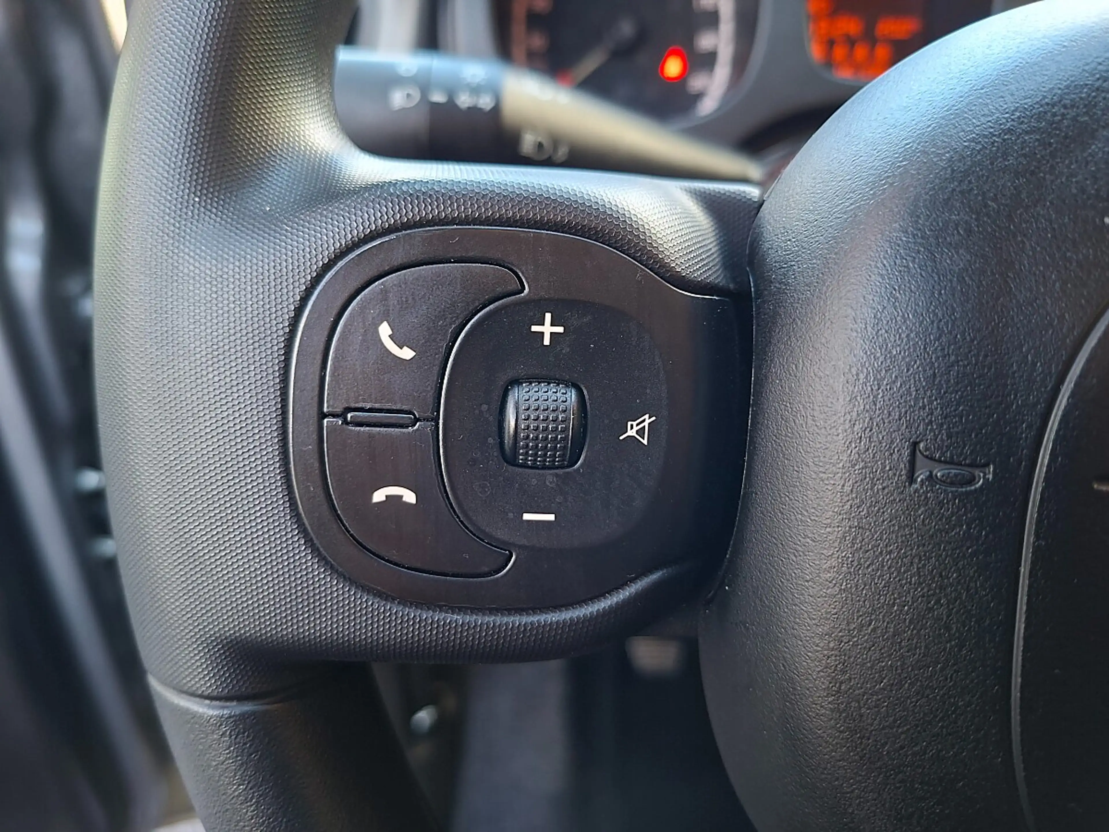 Fiat Panda 4x2 FireFly Hybrid 70 Plus "inkl. Winterräder" — photo 14