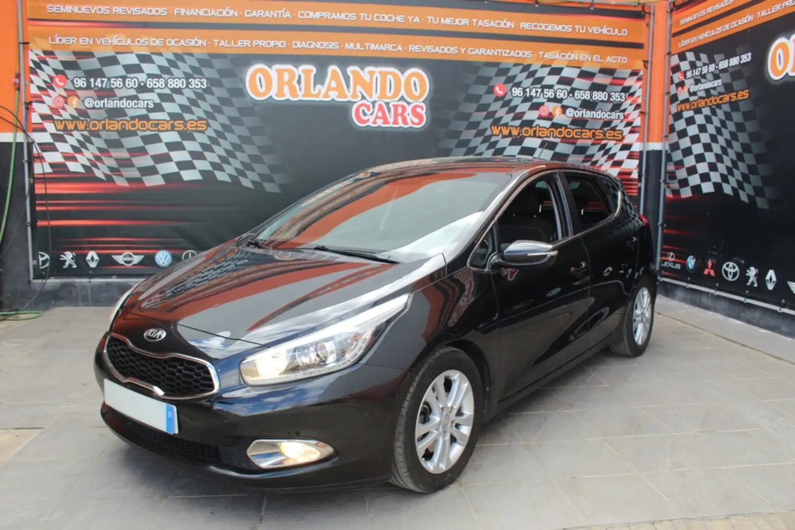 Kia Ceed / cee'd 1.4CRDI WGT Concept 90 Noir - 1