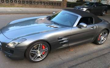 SLS AMG Roadster AMG SPEEDSHIFT DCT