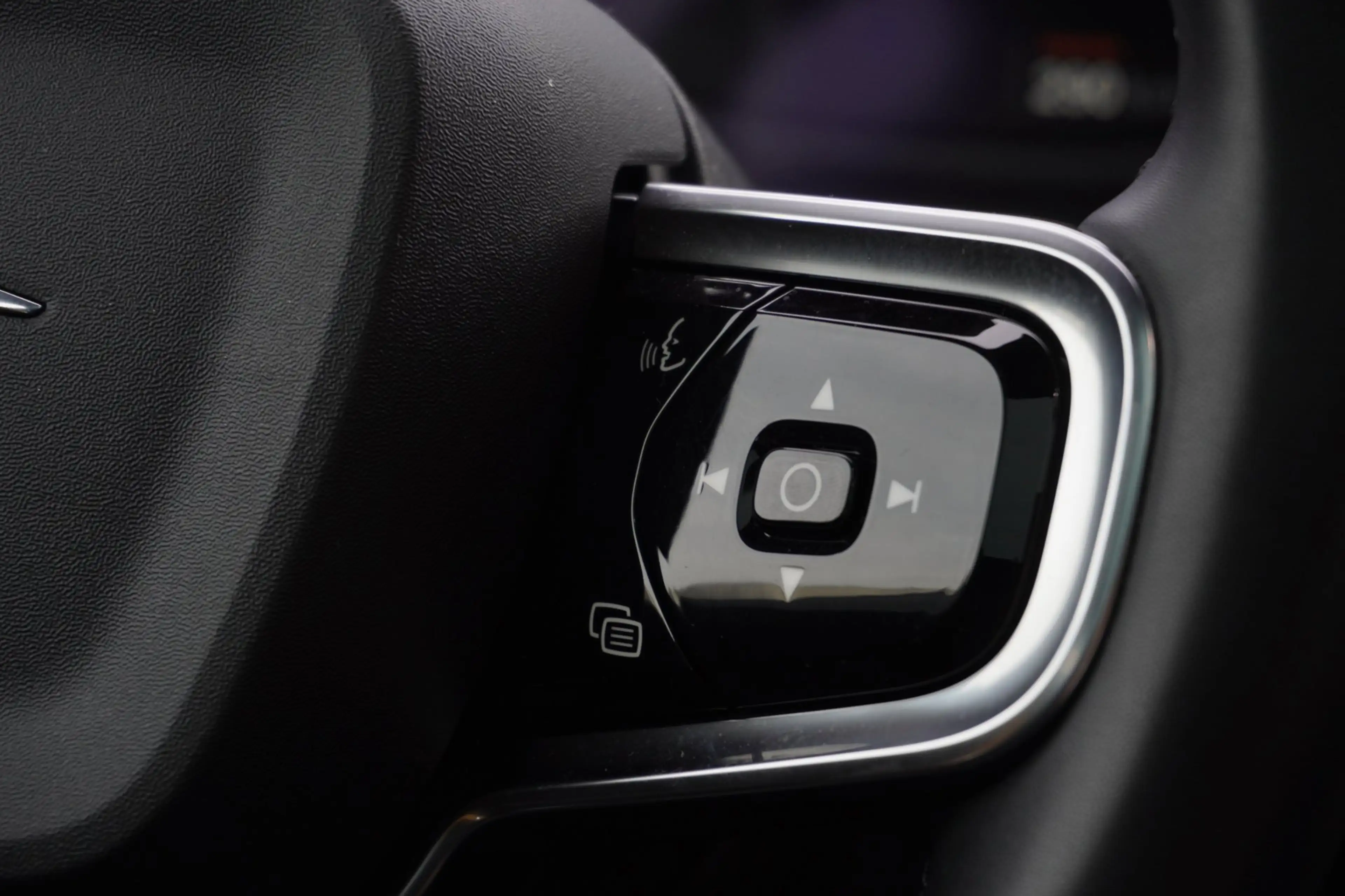 Polestar 2 Long Range Dual Motor Launch Edition 78kWh Perform — photo 20