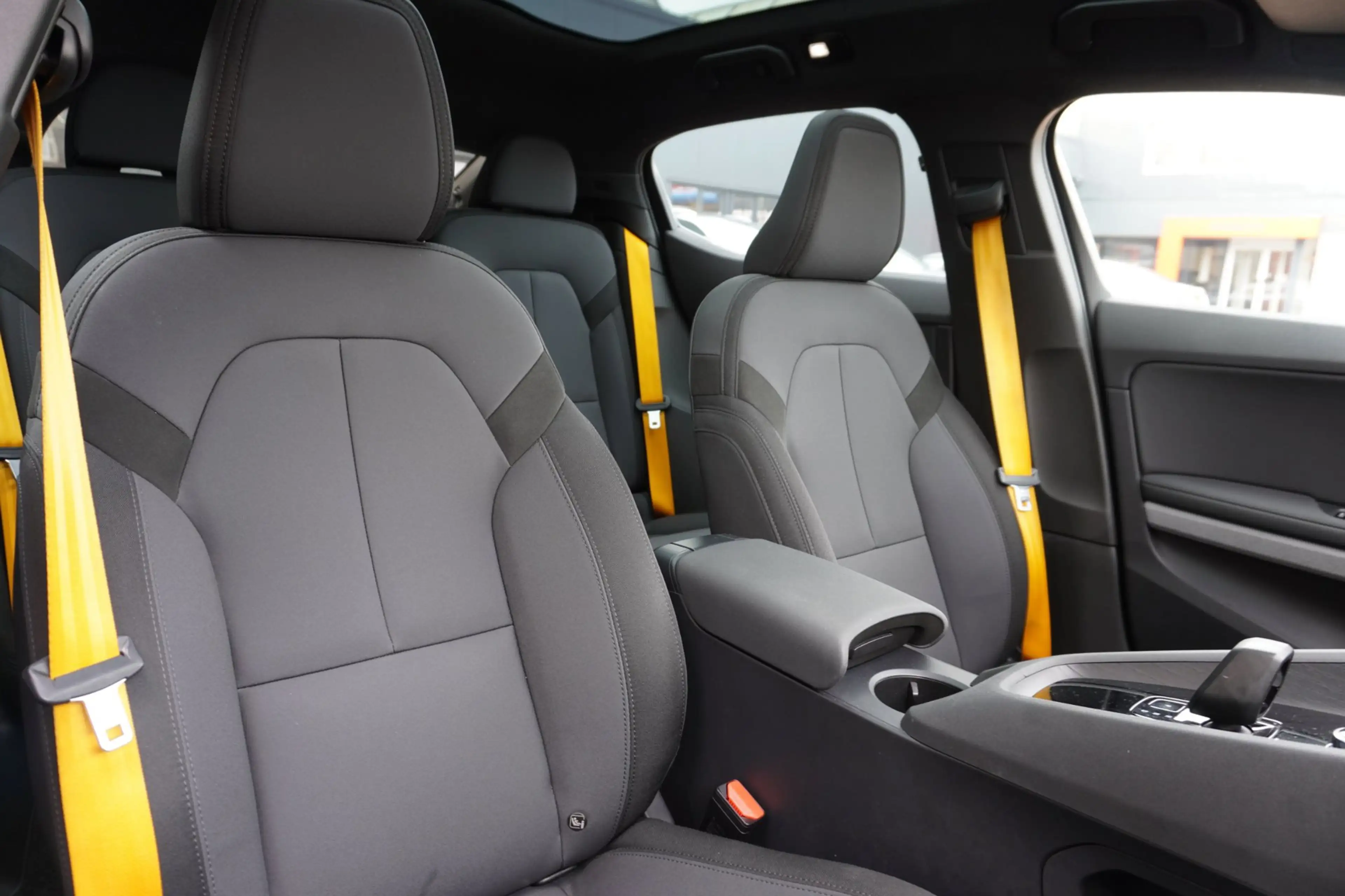 Polestar 2 Long Range Dual Motor Launch Edition 78kWh Perform — photo 16