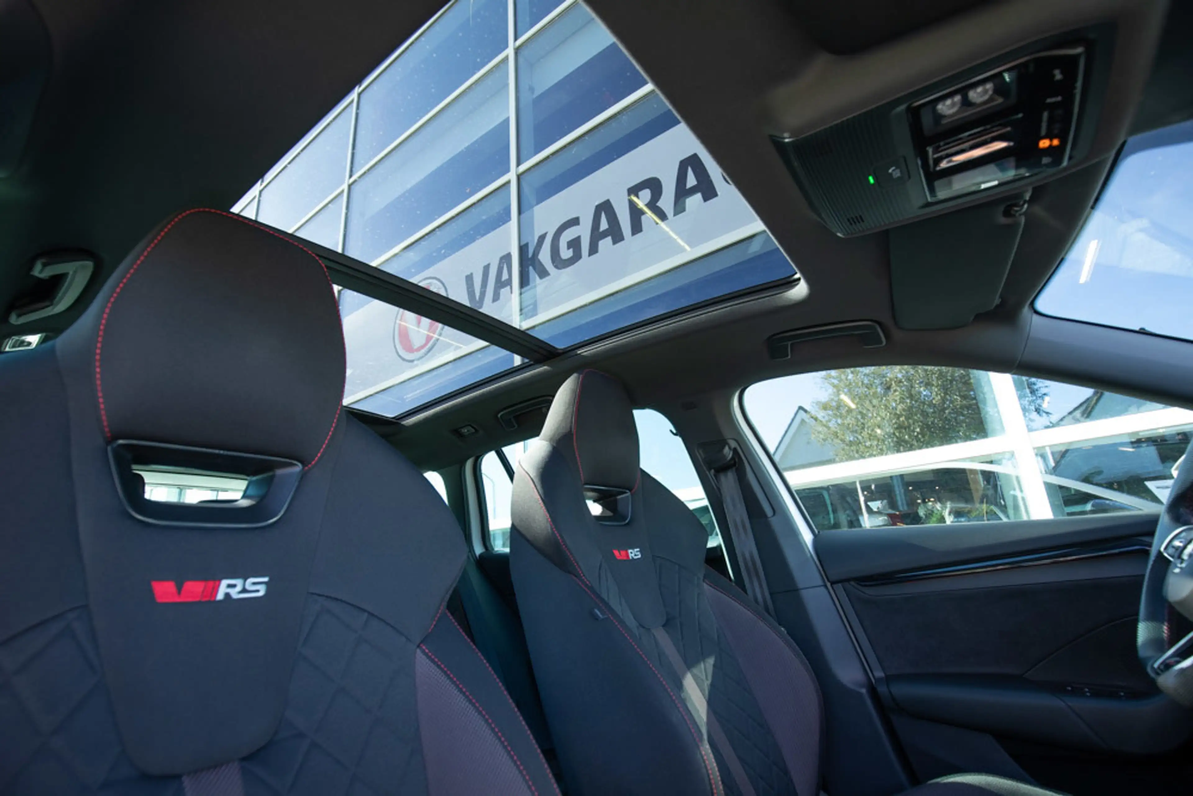 Skoda Octavia Combi 1.4 TSI RS iV PHEV 245pk Panoramadak — photo 28