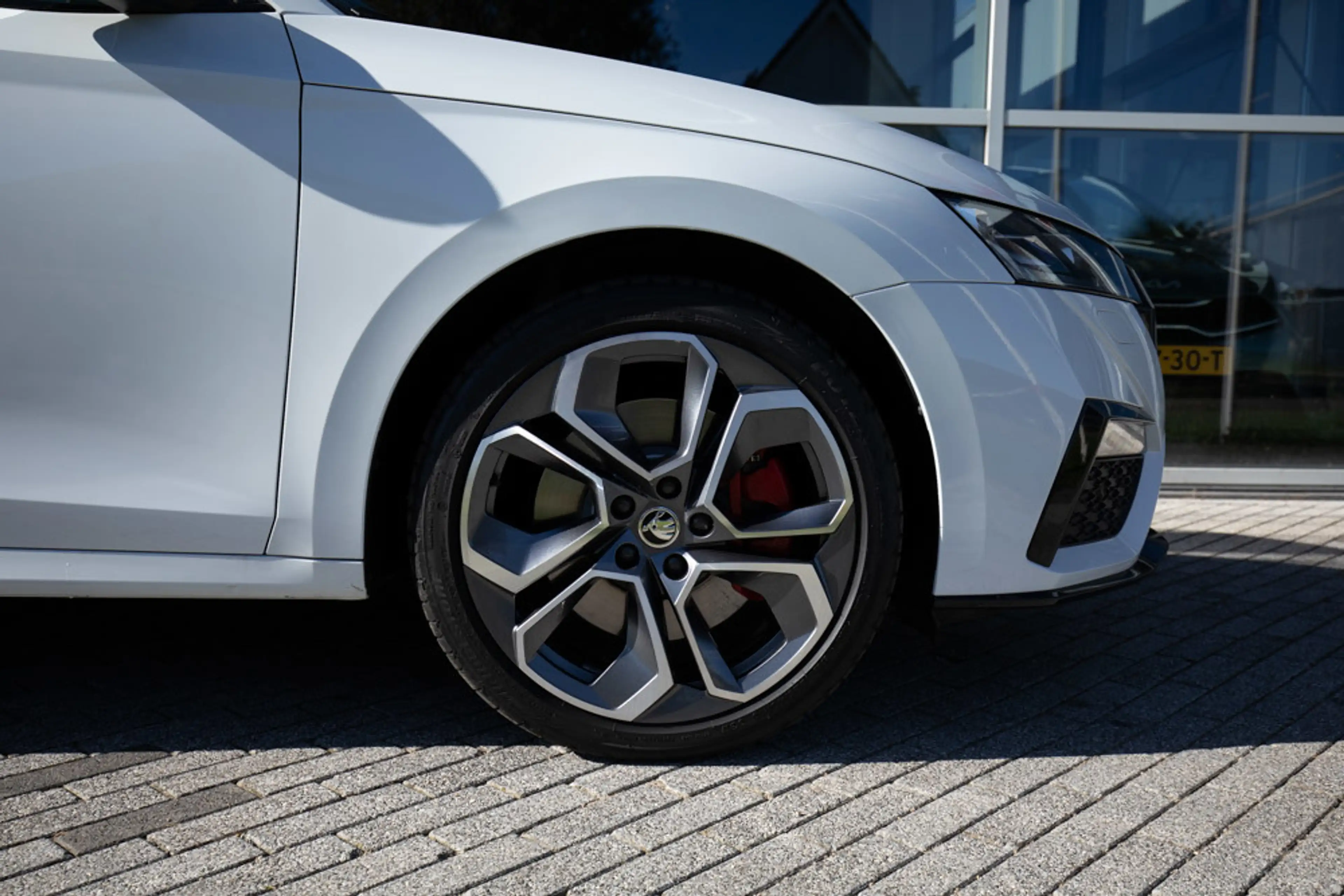 Skoda Octavia Combi 1.4 TSI RS iV PHEV 245pk Panoramadak — photo 15