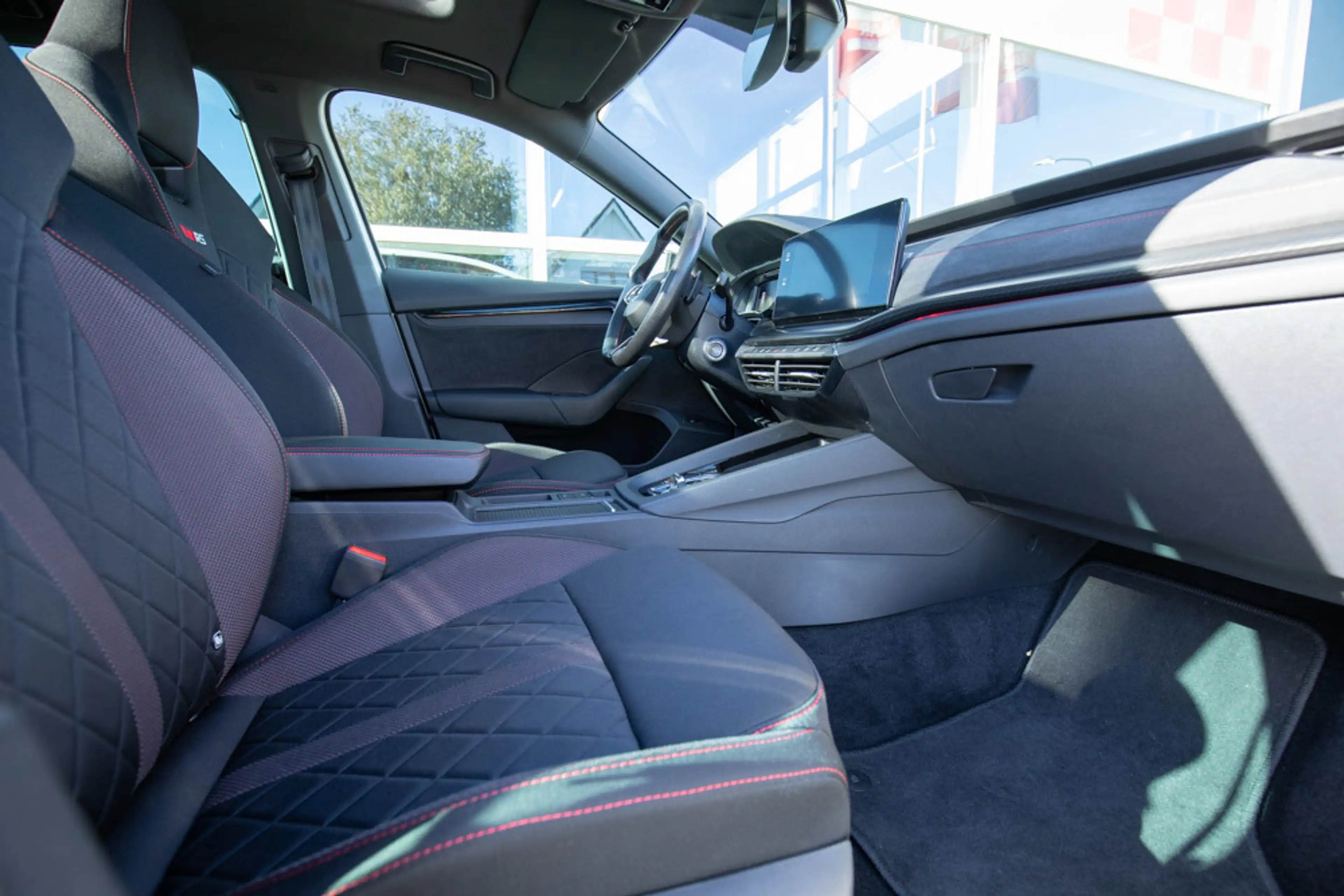 Skoda Octavia Combi 1.4 TSI RS iV PHEV 245pk Panoramadak — photo 27